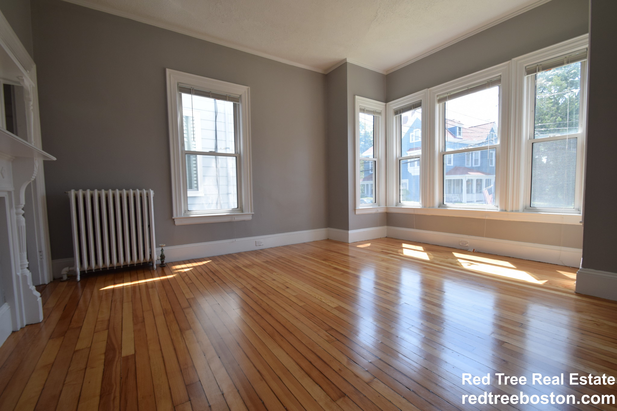 4 bed, 2 bath apartment for rent at 83 Surrey St Unit 1, Brighton — photo 24 of 27