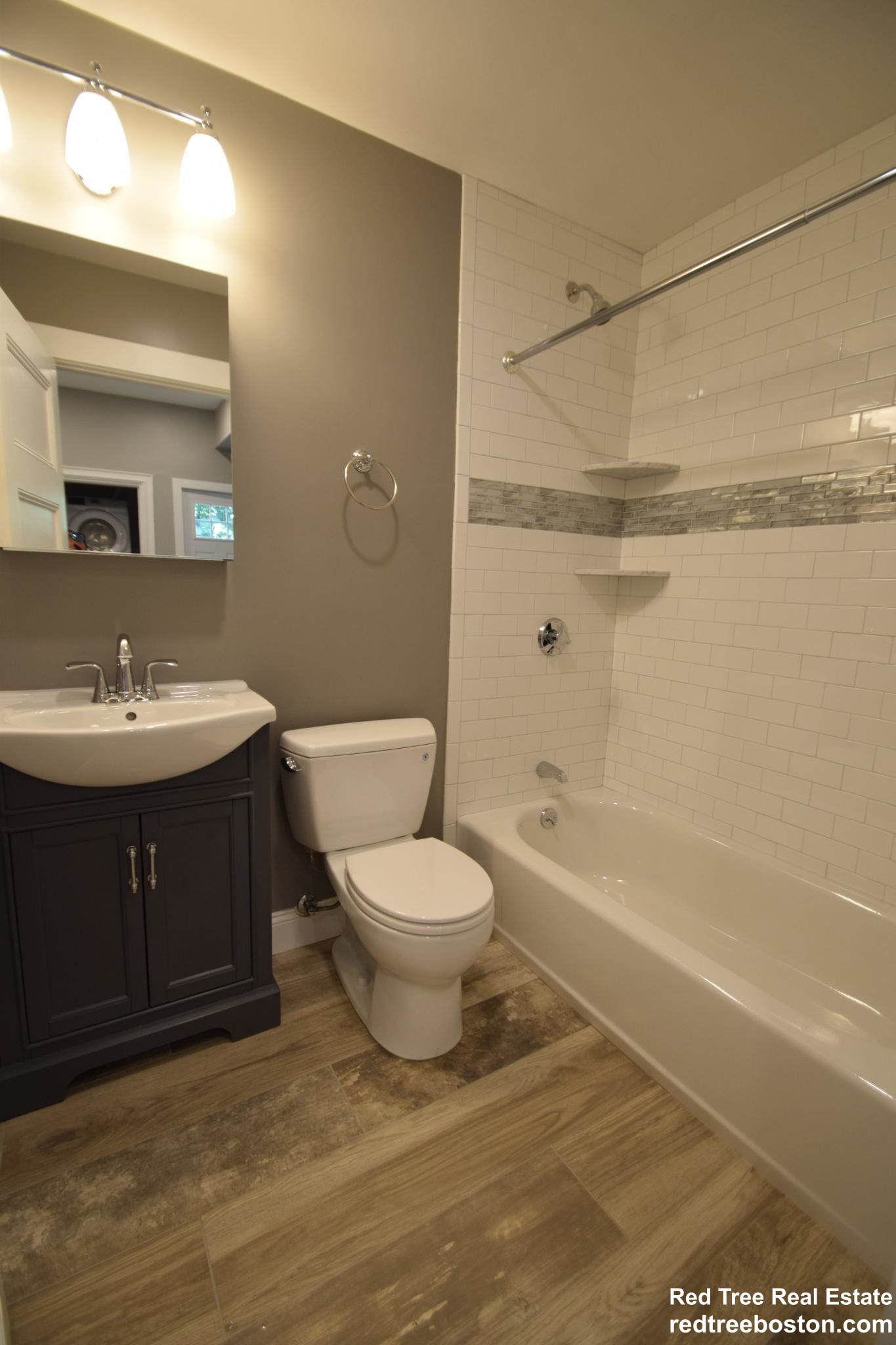 4 bed, 2 bath apartment for rent at 83 Surrey St Unit 1, Brighton — photo 17 of 27