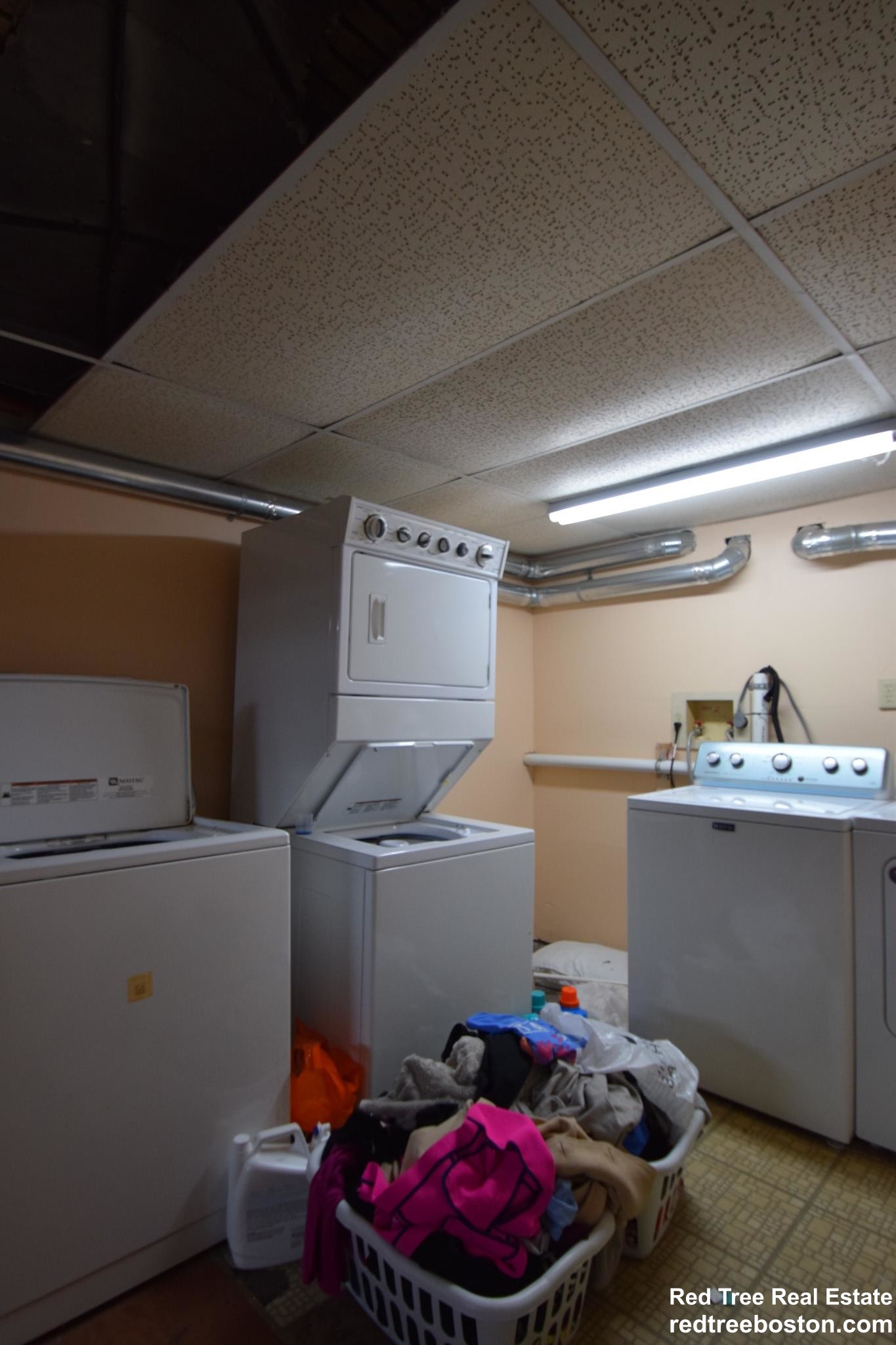 1 bed, 1 bath apartment for rent at 12 Phillips St Unit 3, Watertown — photo 15 of 16