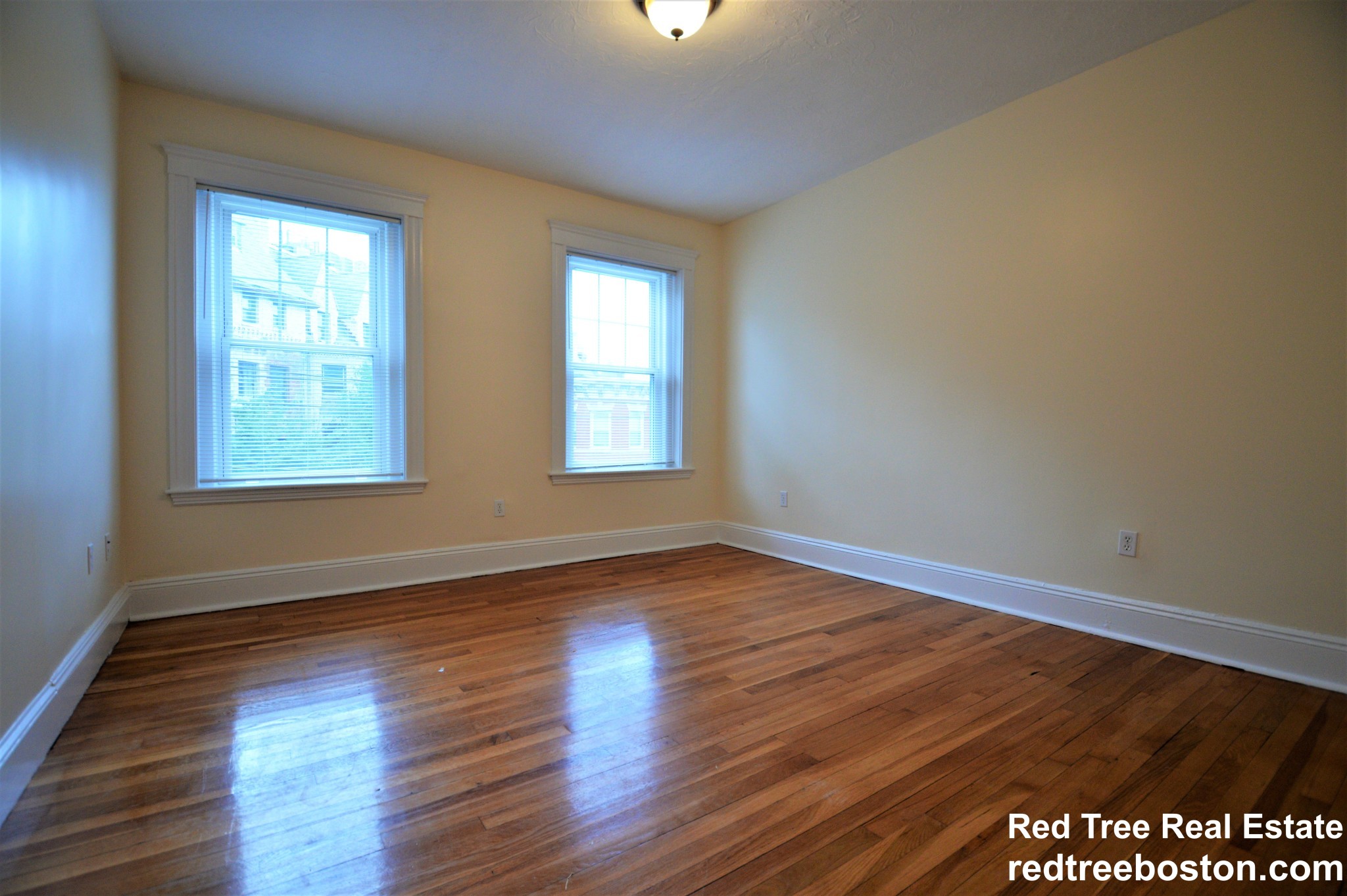 191 Winthrop Rd, Brookline Village