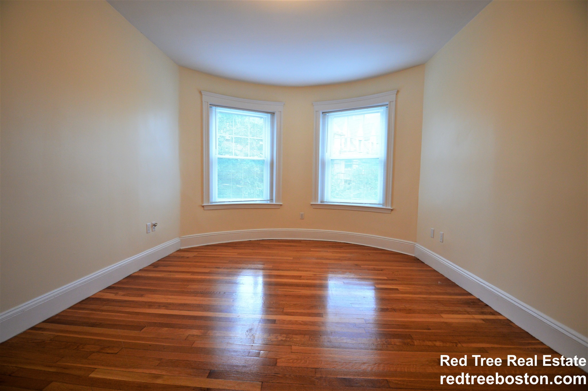 191 Winthrop Rd, Brookline Village