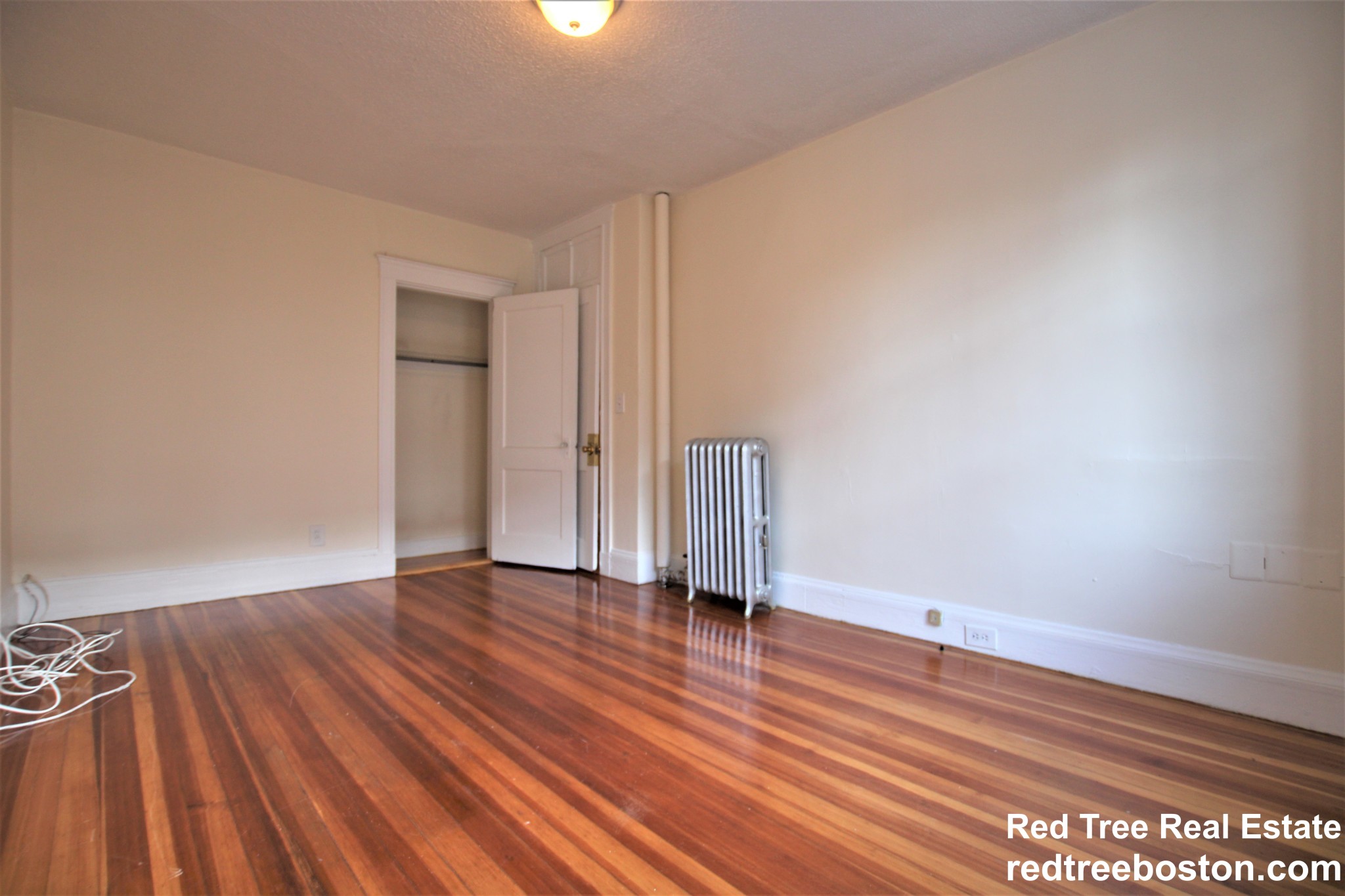 6 Barrows St, Allston