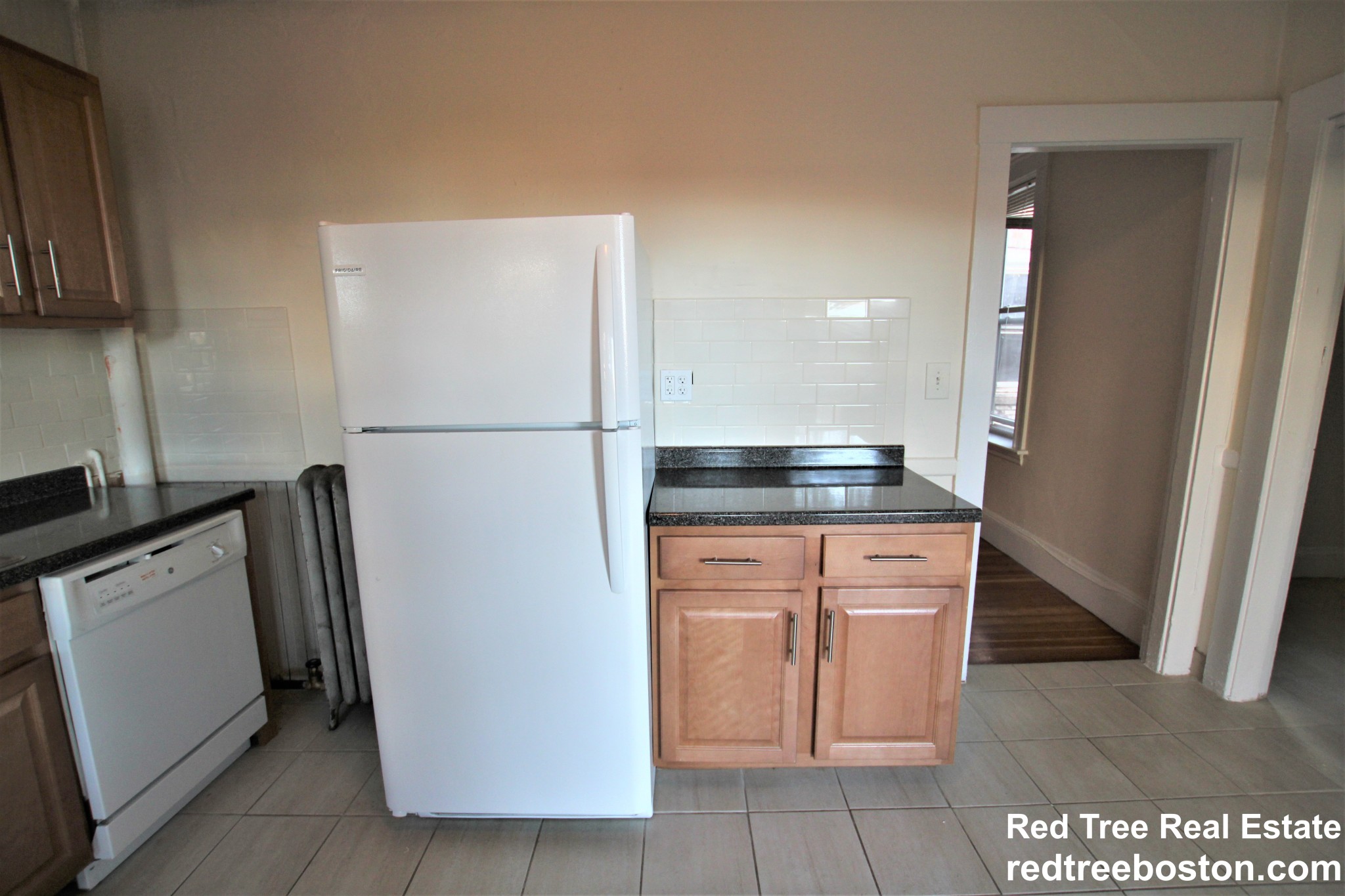 6 Barrows St, Allston