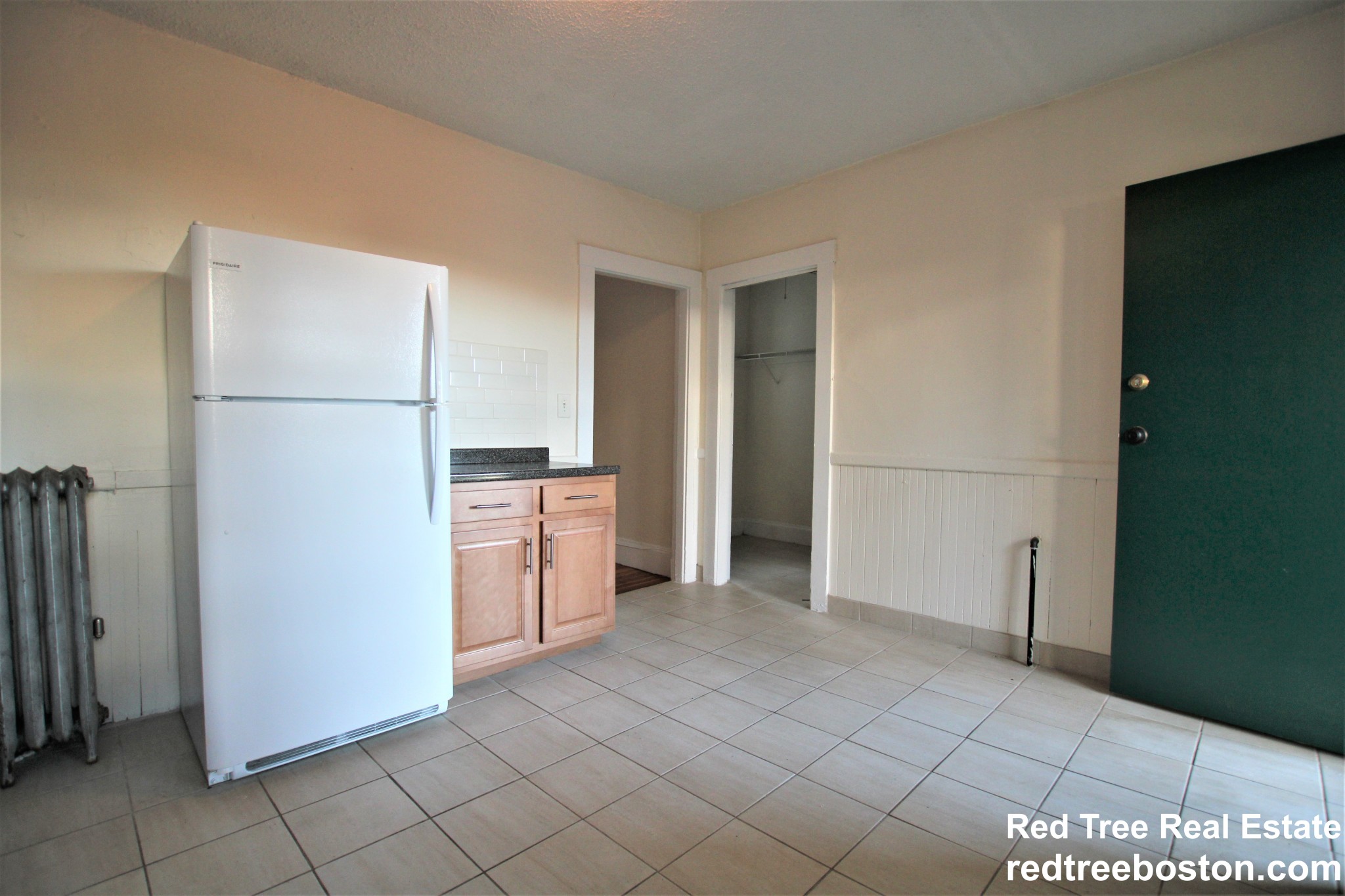 6 Barrows St, Allston