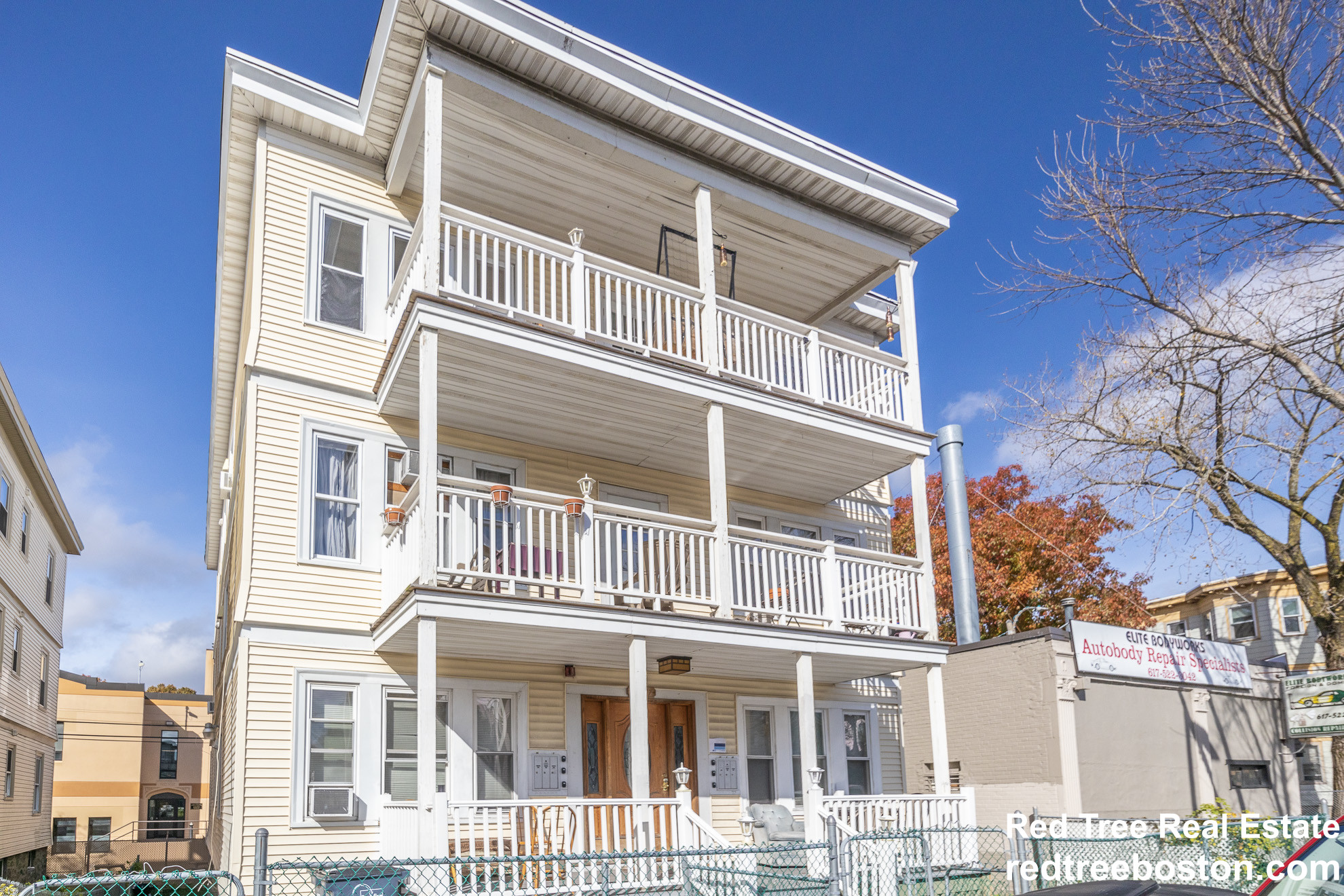 3957 Washington St, Roslindale