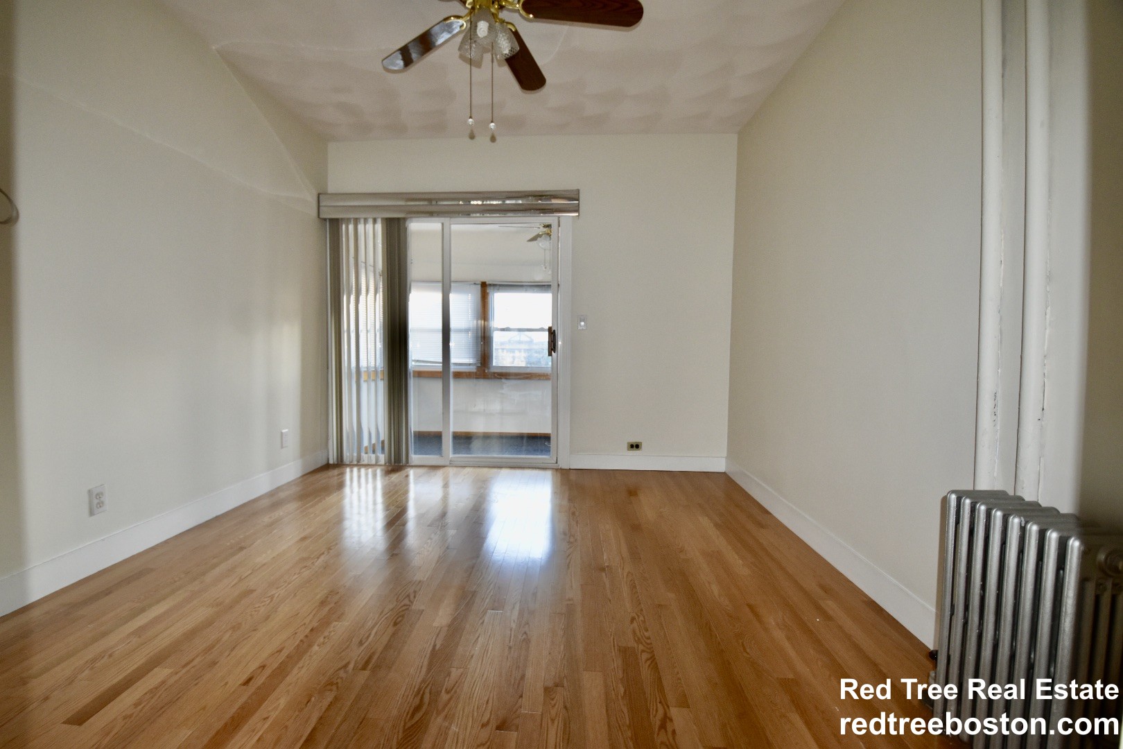 96 Conwell Ave, East Somerville