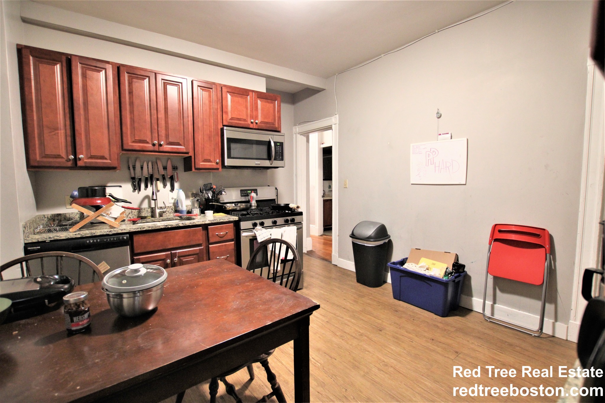 6 8 Sunset St, Mission Hill