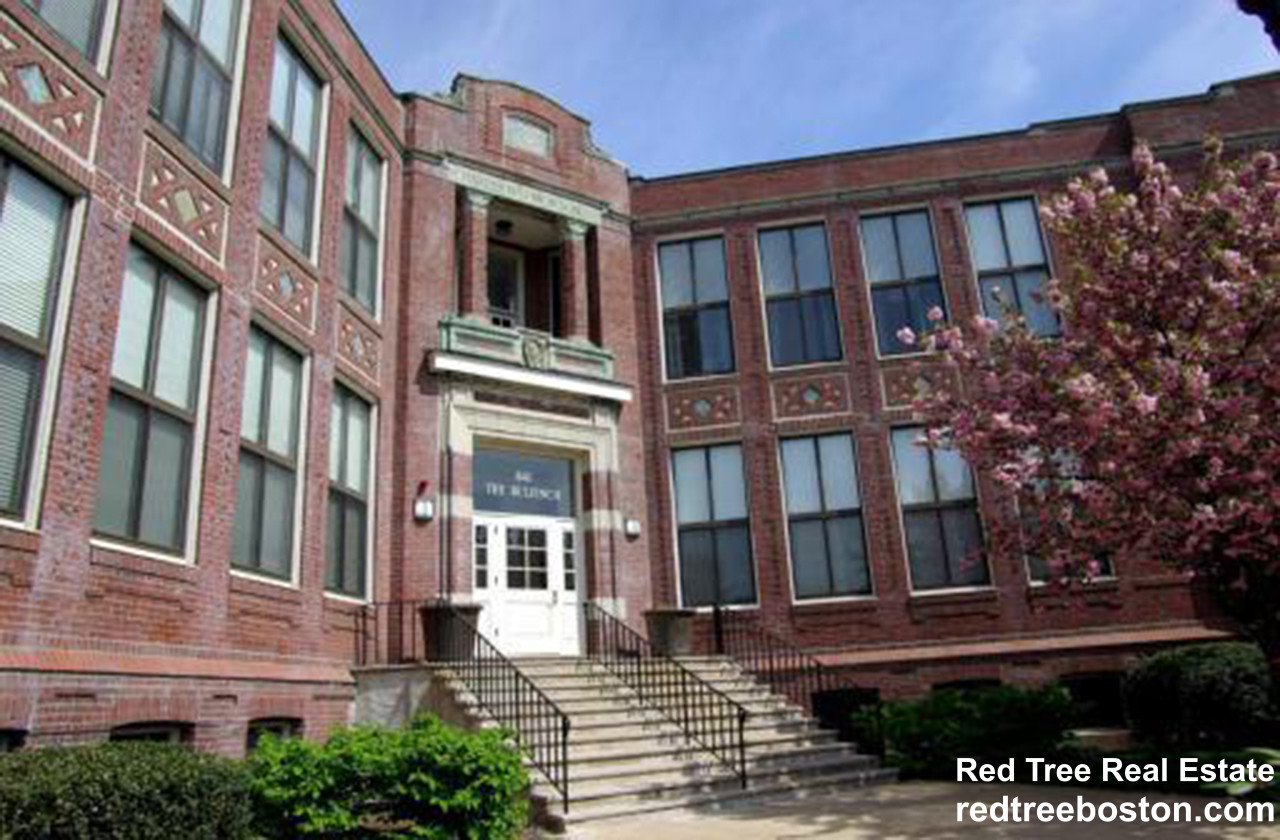 841 Parker St, Mission Hill