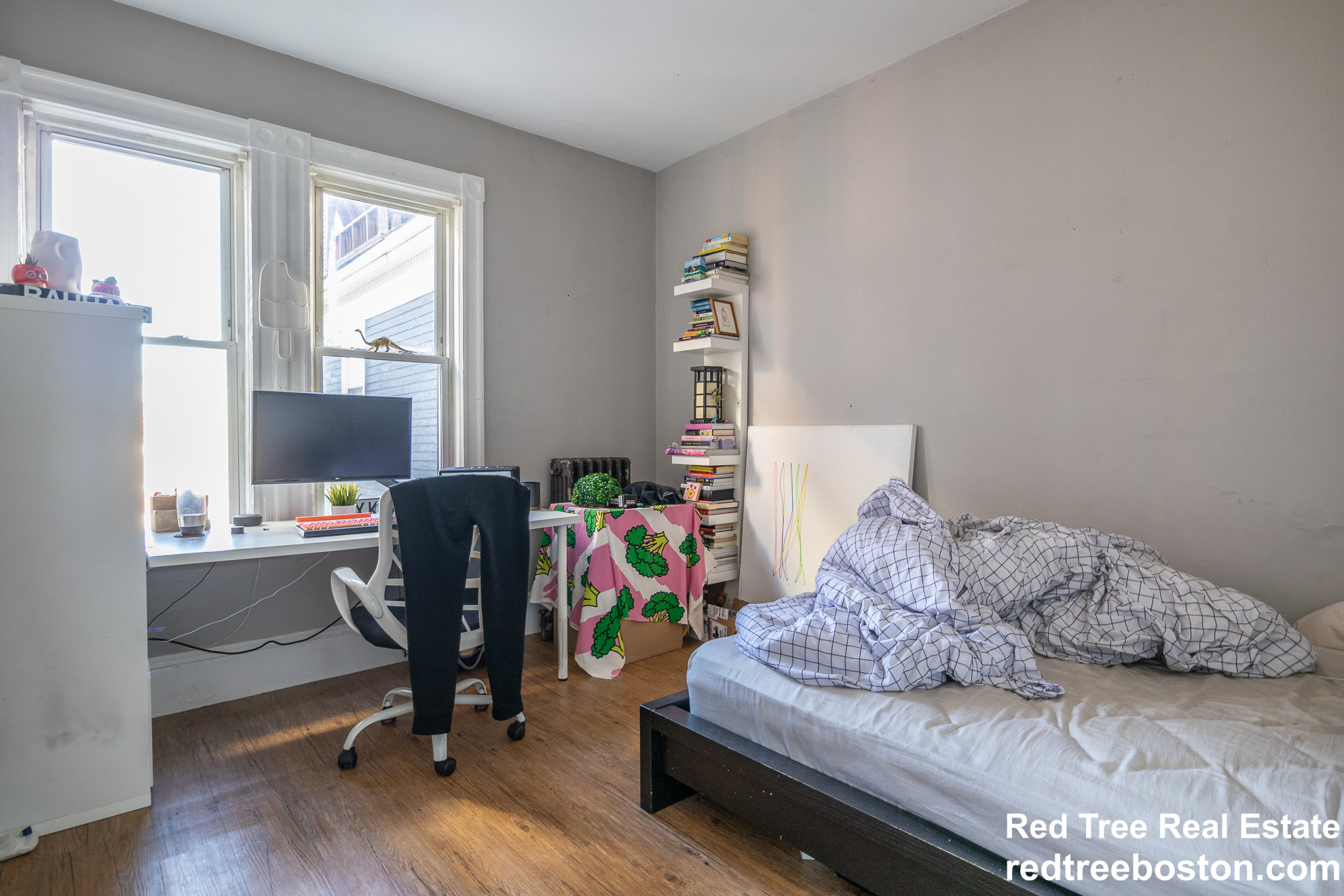 8 Sunset St, Mission Hill