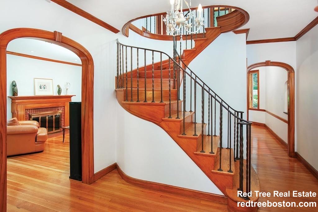 75 Somerset Rd, Brookline Hills