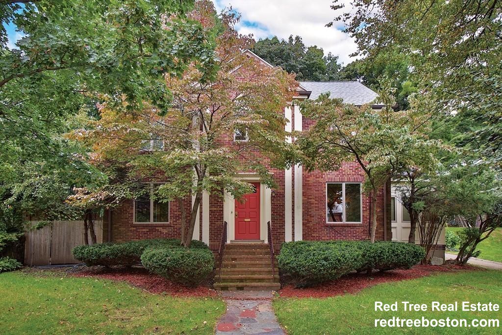 75 Somerset Rd, Brookline Hills