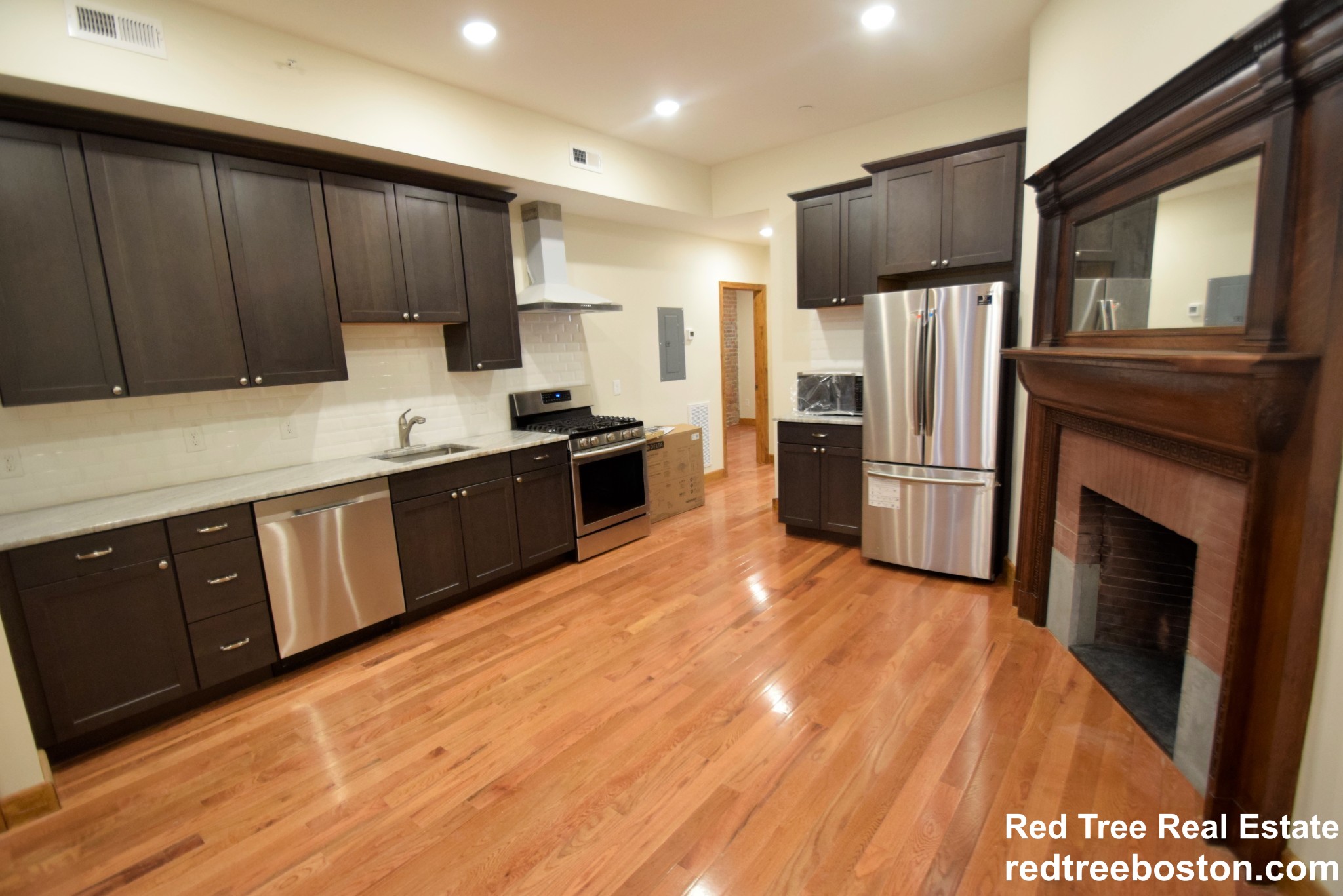 1736 Beacon St, Brookline