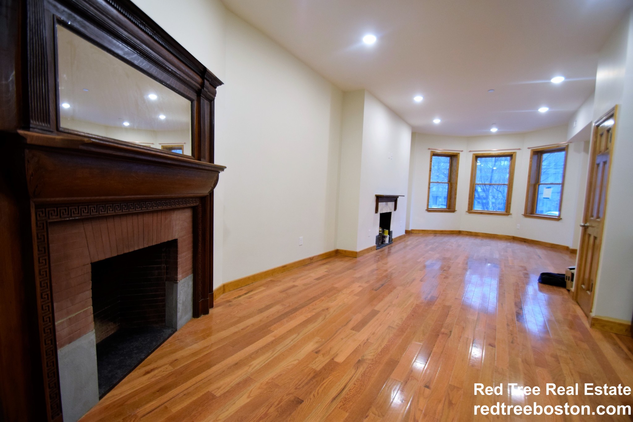 1736 Beacon St, Brookline