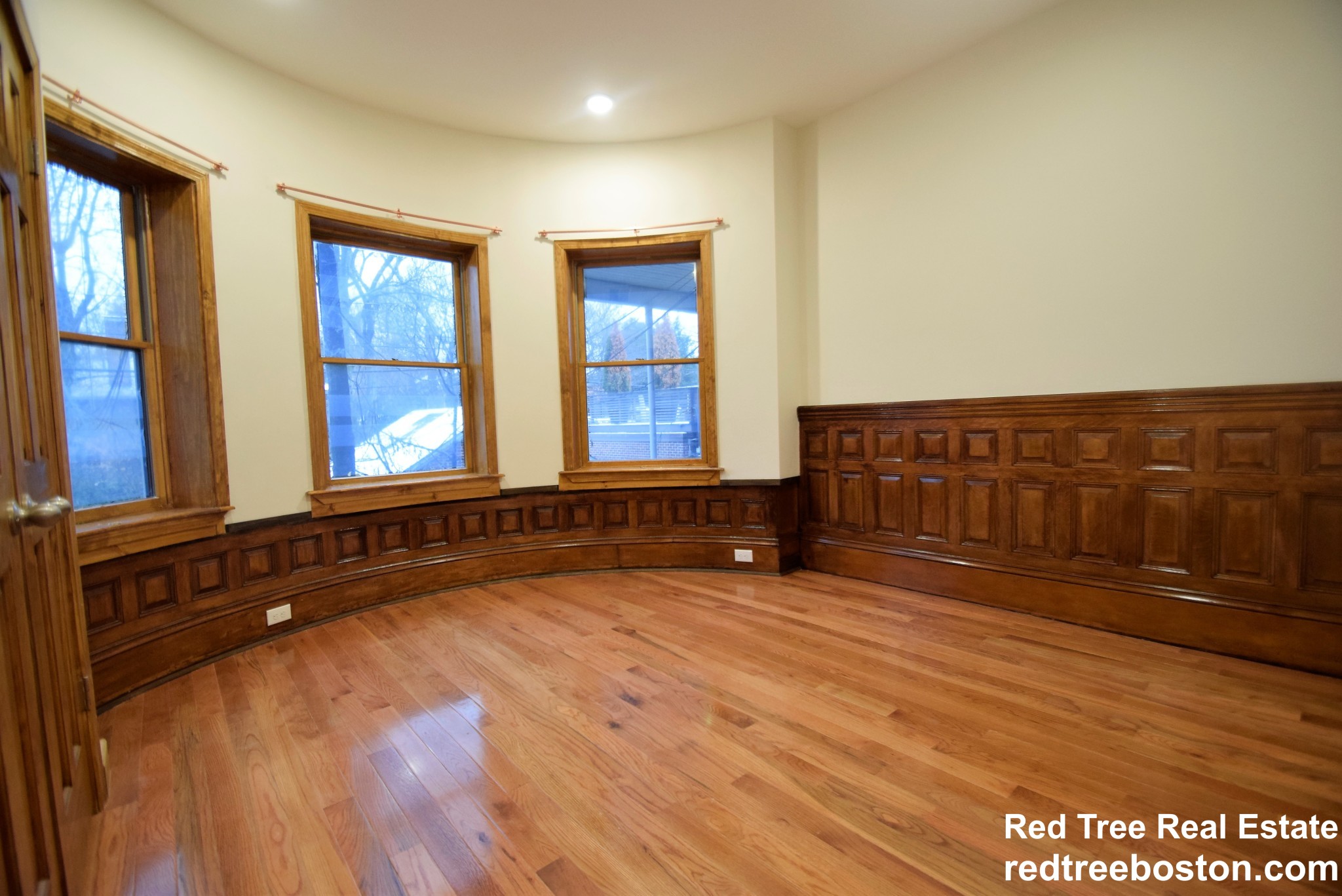 1736 Beacon St, Brookline