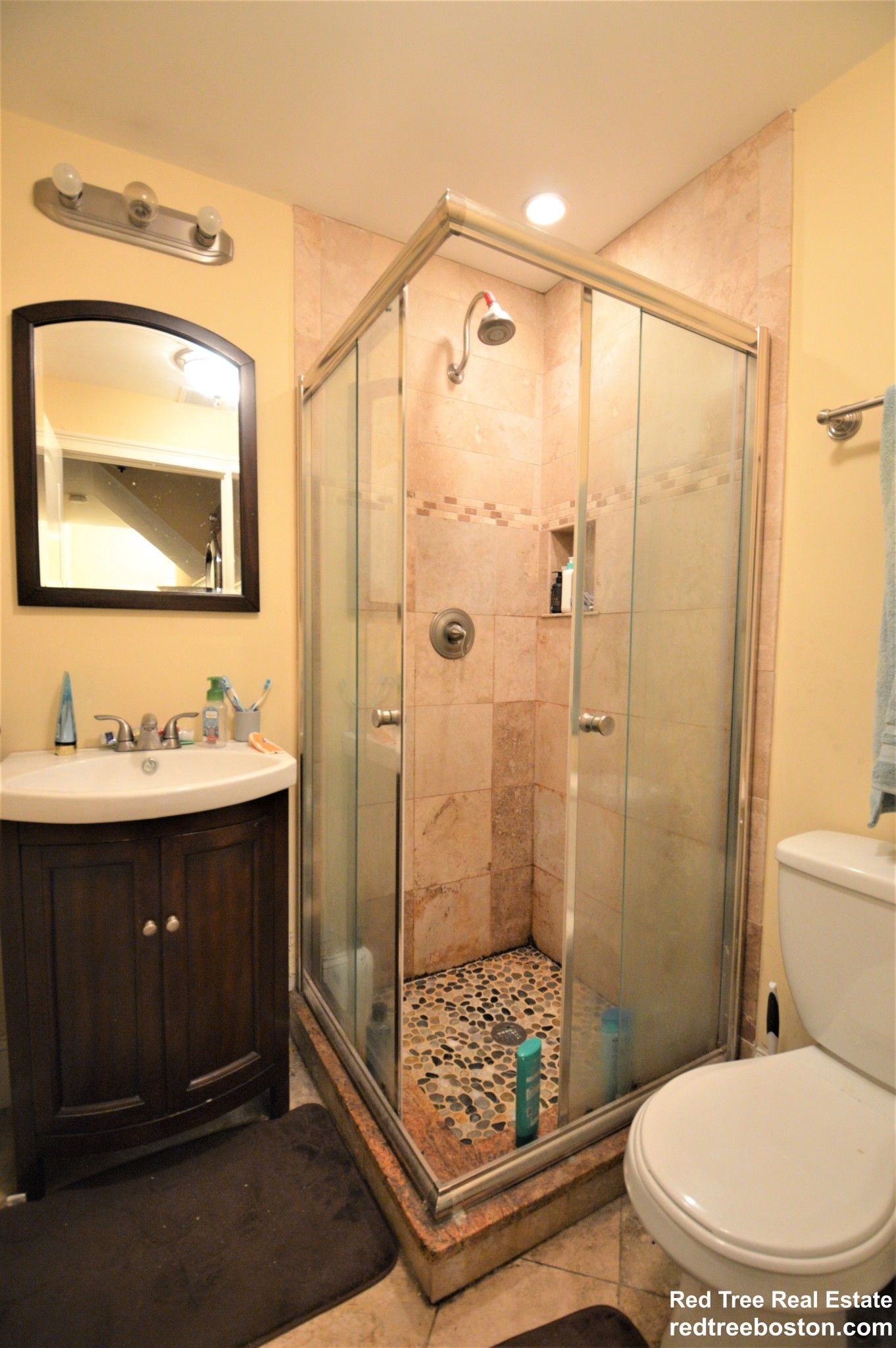 5 bed, 2 bath apartment for rent at 2 Iroquois St Unit 1, Mission Hill — photo 33 of 41