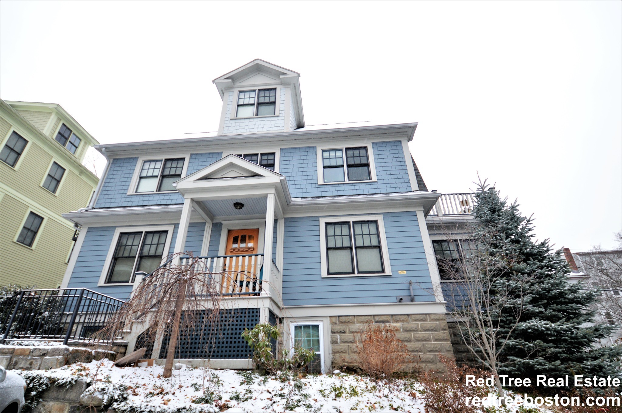 2 Iroquois St, Mission Hill