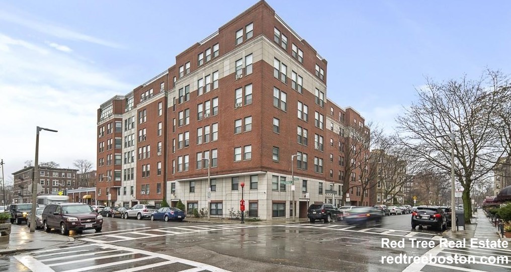 108 Peterborough St, Back Bay