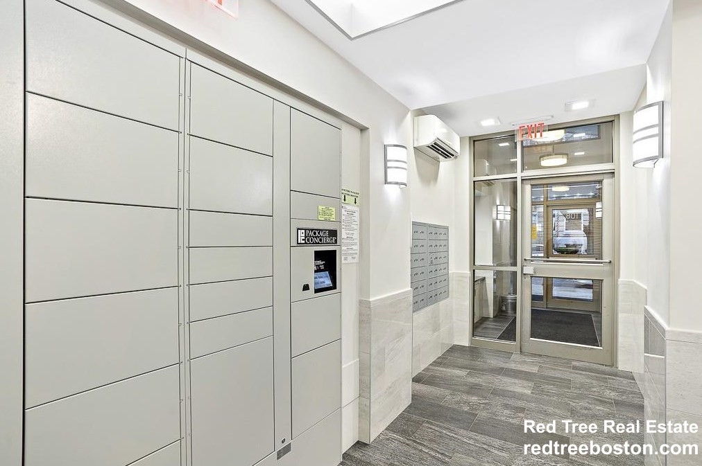 108 Peterborough St, Back Bay