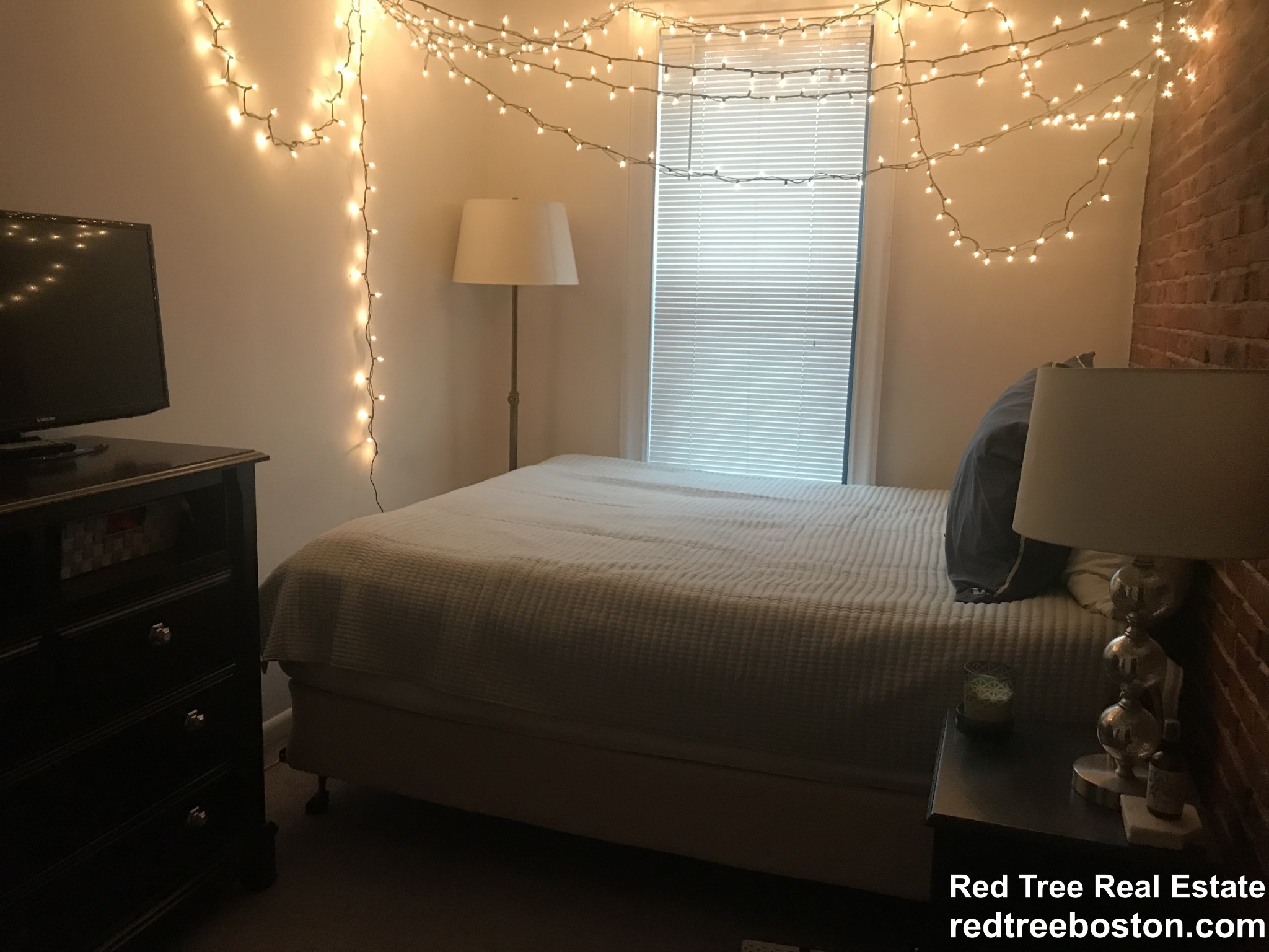 23 Cortes St, Back Bay