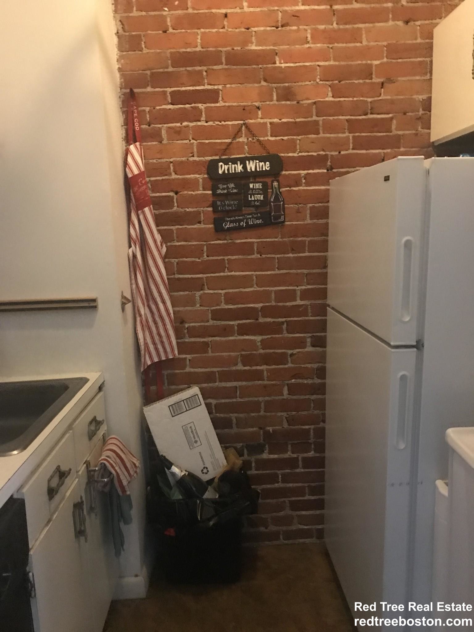 23 Cortes St, Back Bay