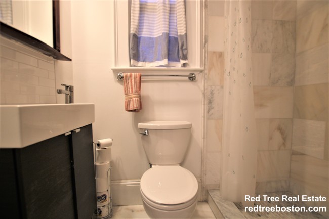 18 Holton St, Allston