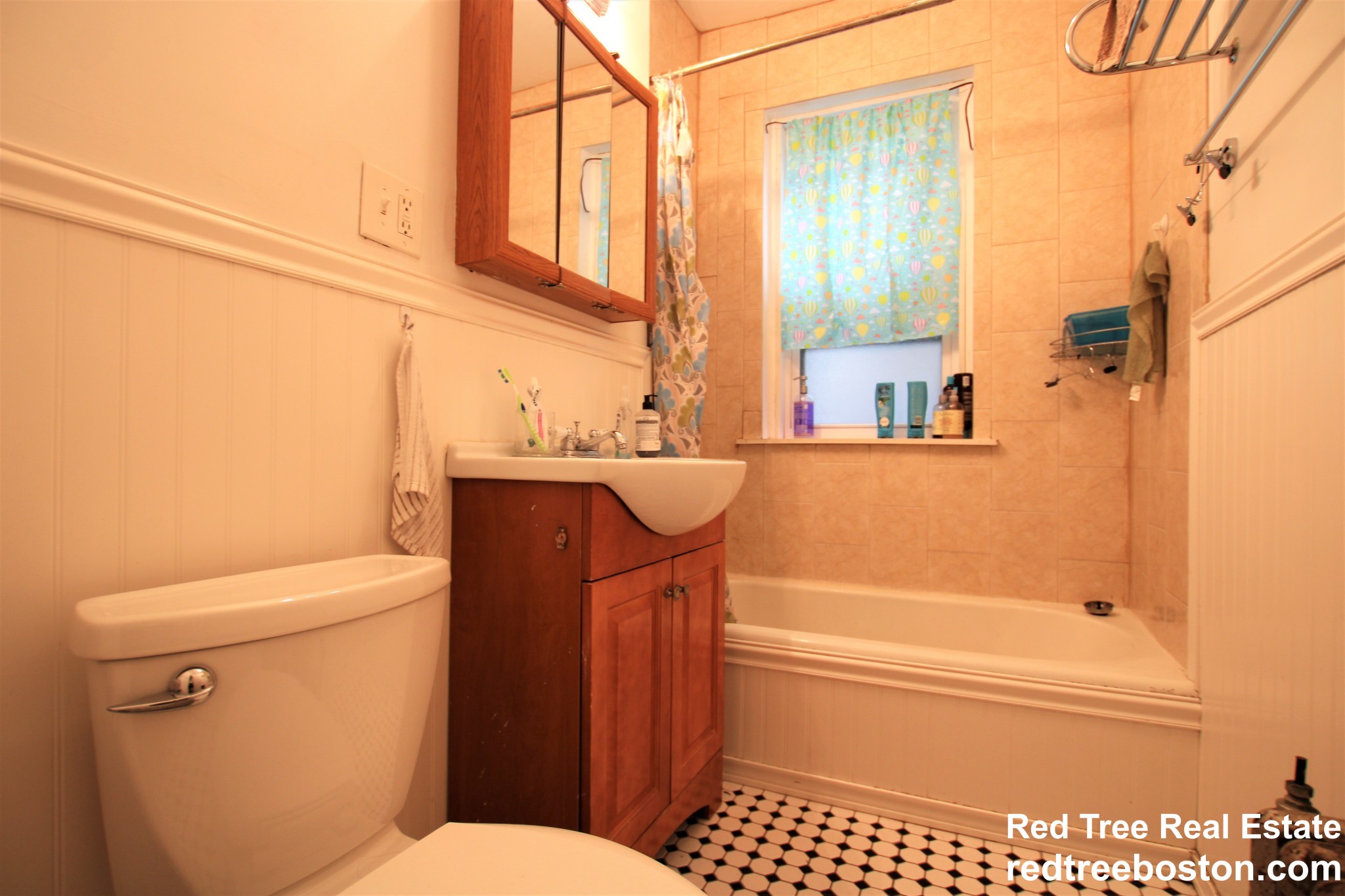 2003 Commonwealth Ave, Brighton