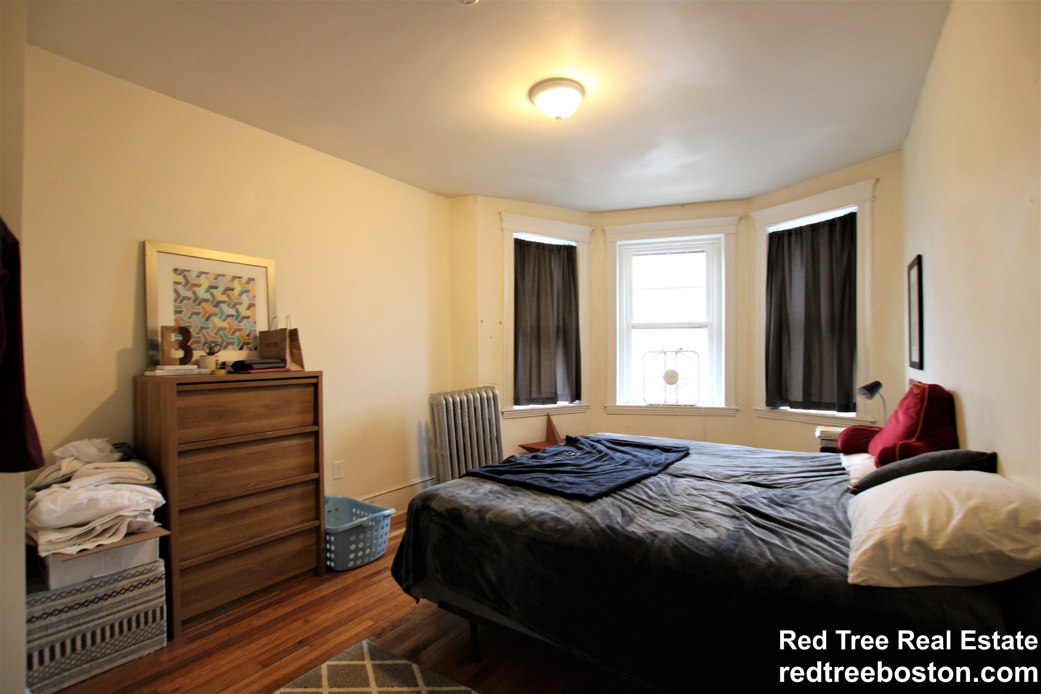 1868 Commonwealth Ave, Brighton