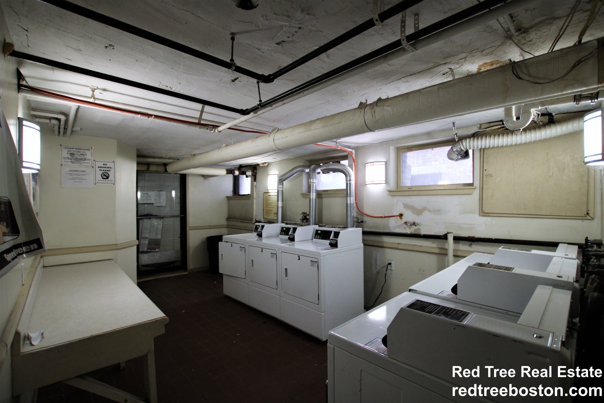 1868 Commonwealth Ave, Brighton