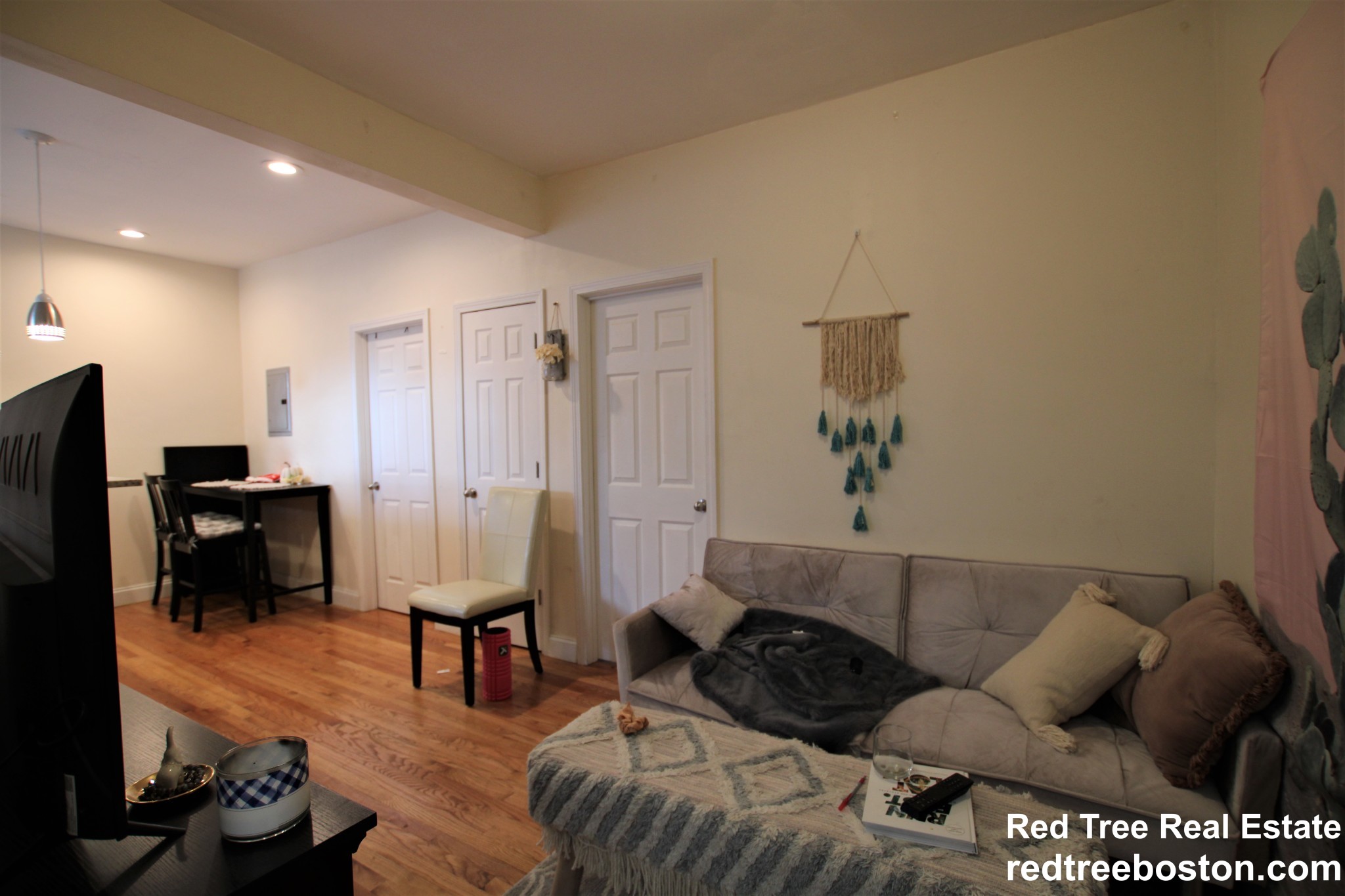 1872 Commonwealth Ave, Brighton