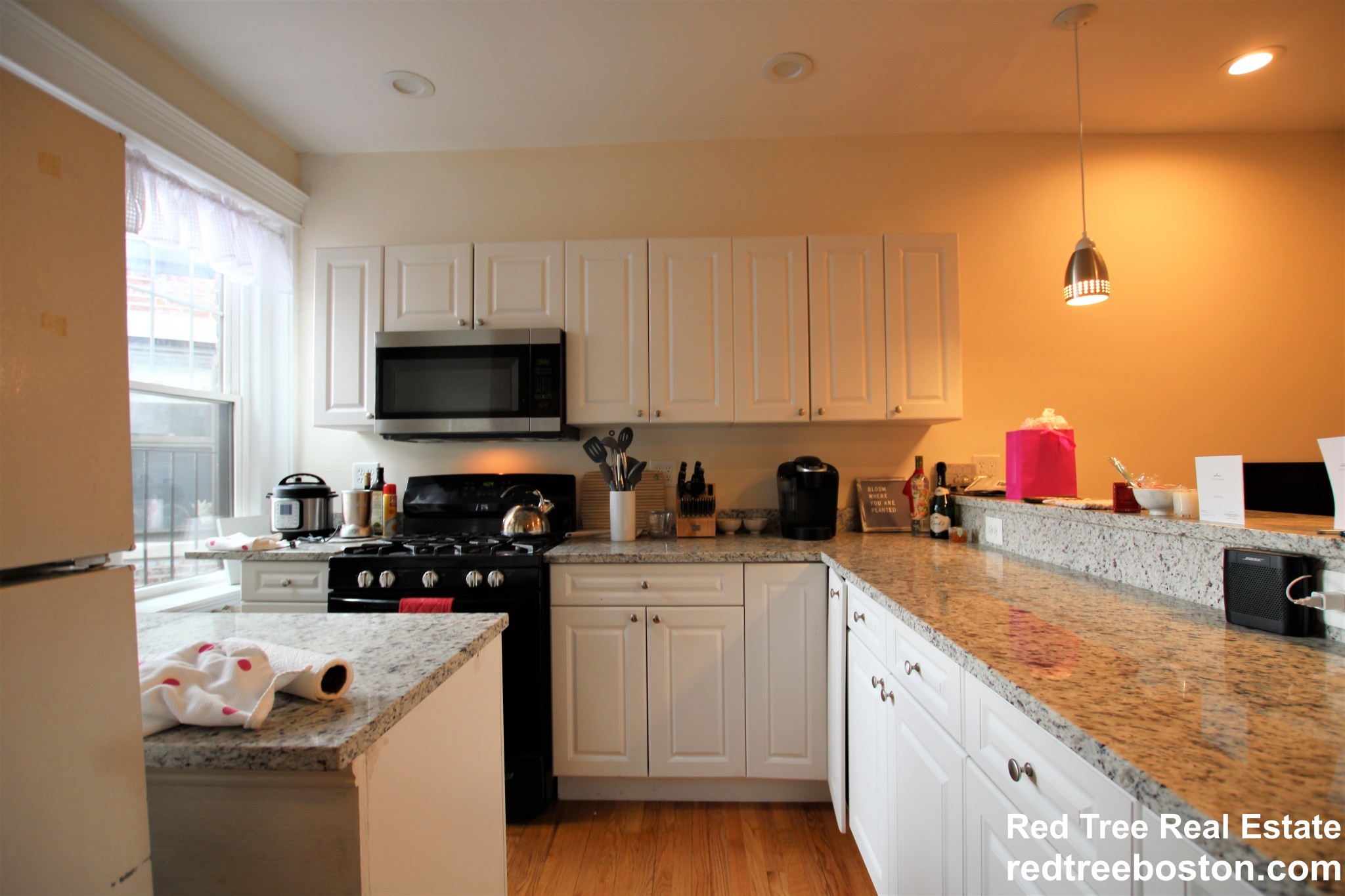 1872 Commonwealth Ave, Brighton