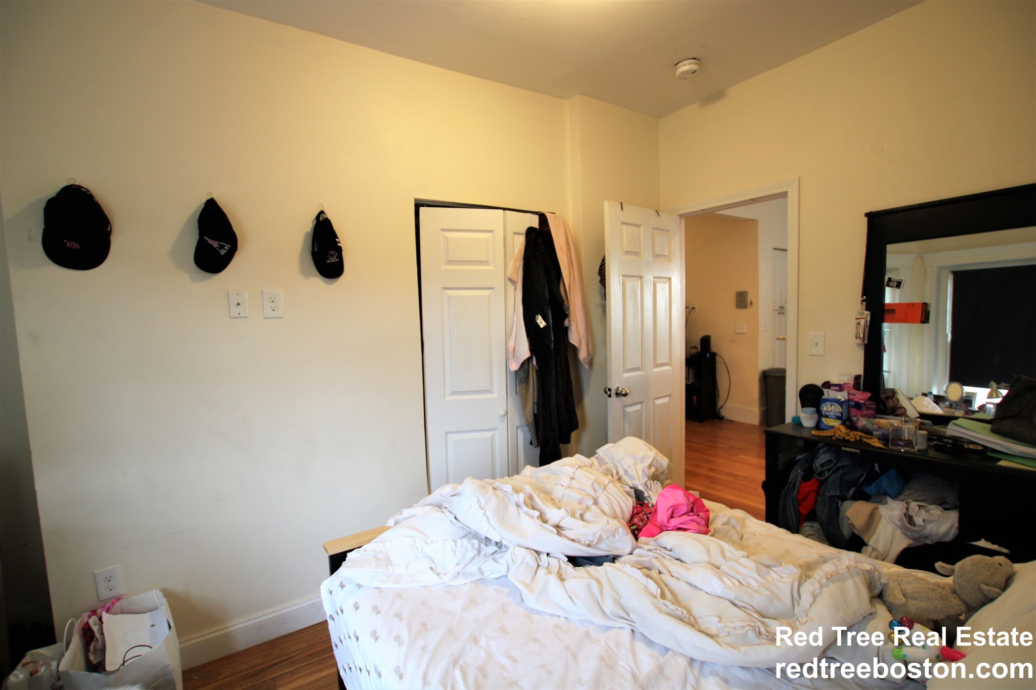 1872 Commonwealth Ave, Brighton