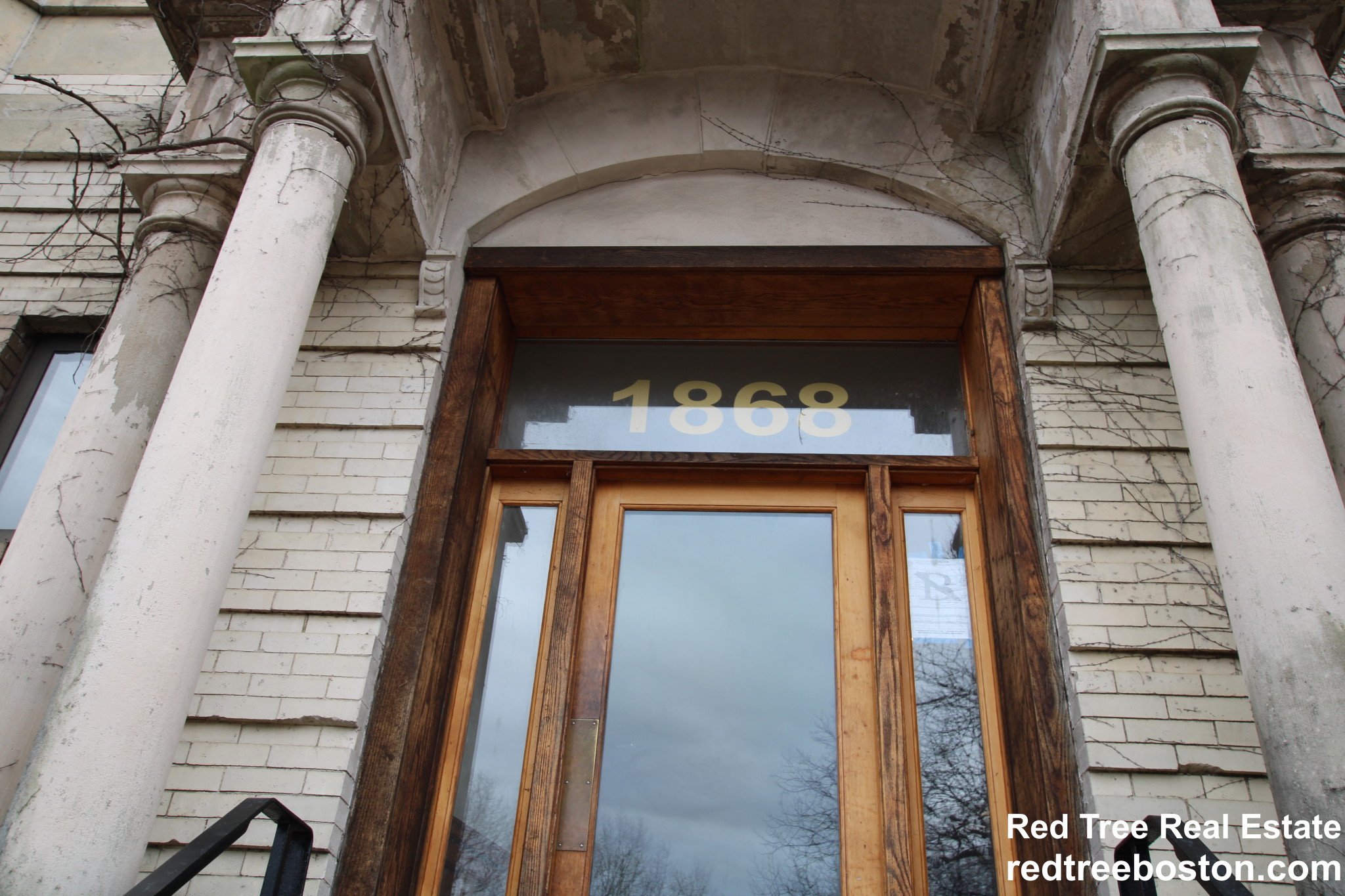 1872 Commonwealth Ave, Brighton