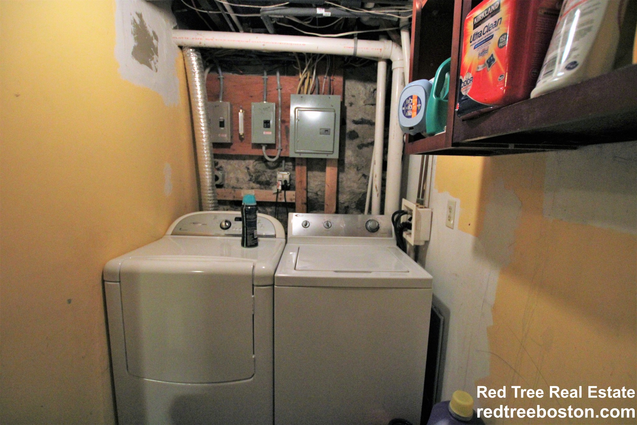 17 Holman St, Allston