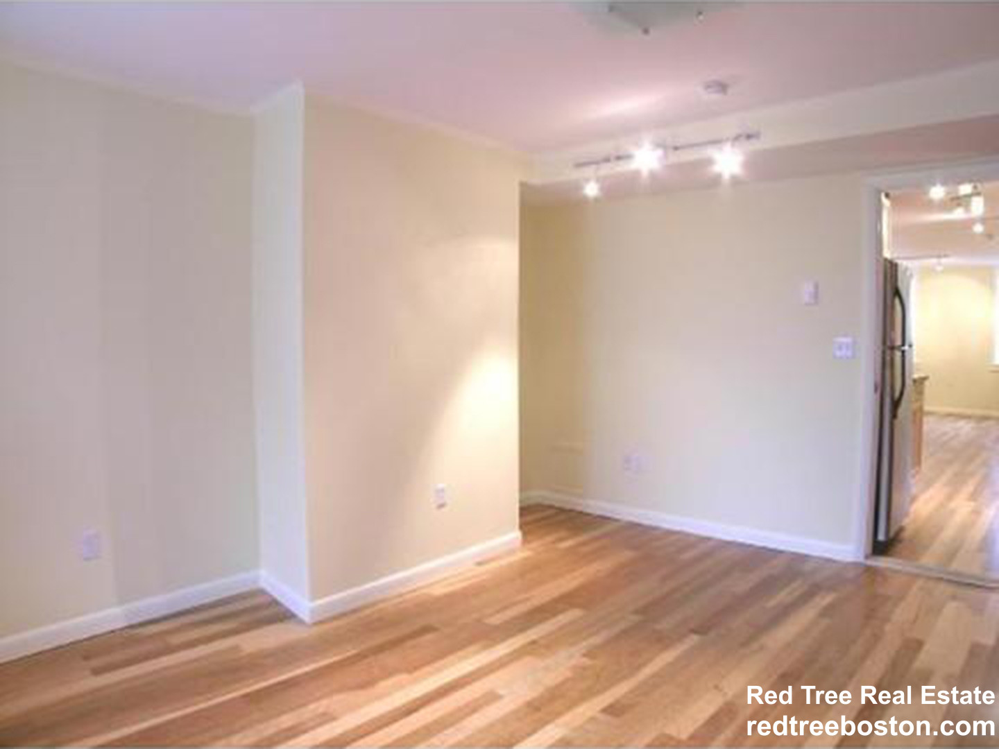 702 Massachusetts Ave, South End