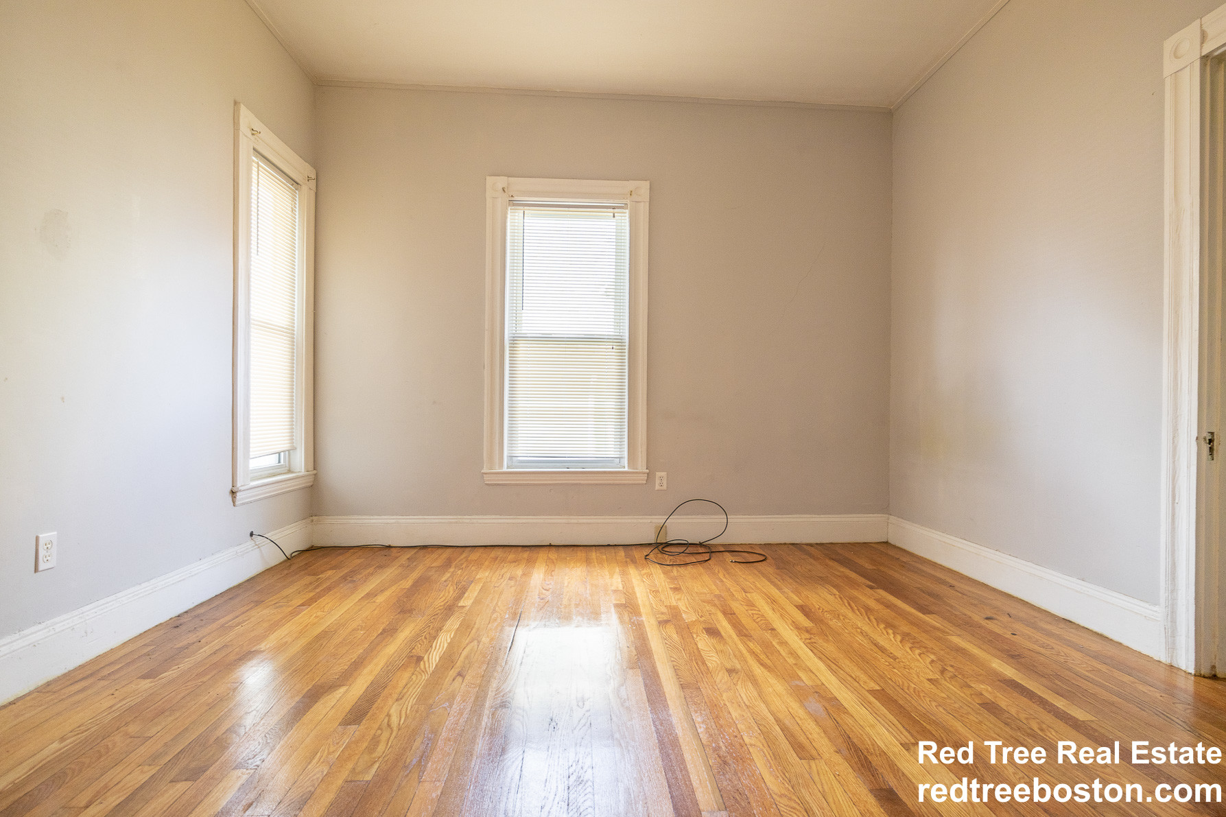 1 Cobden St, Roxbury