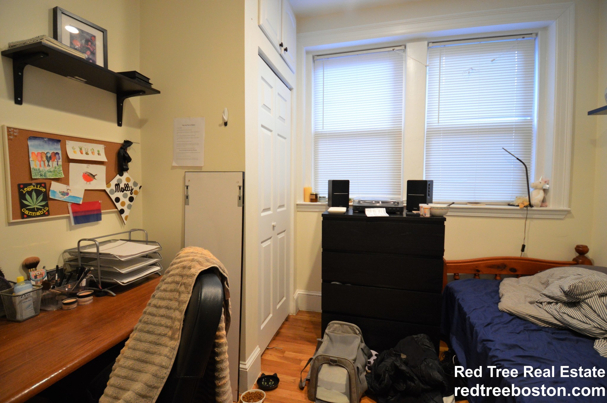 73 Thatcher St, Longwood