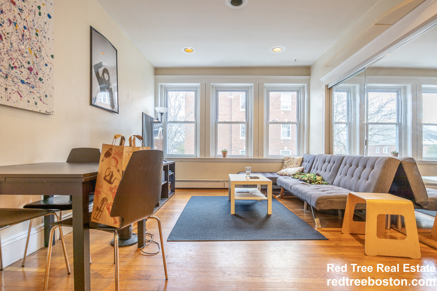 94 Pleasant St, North Brookline