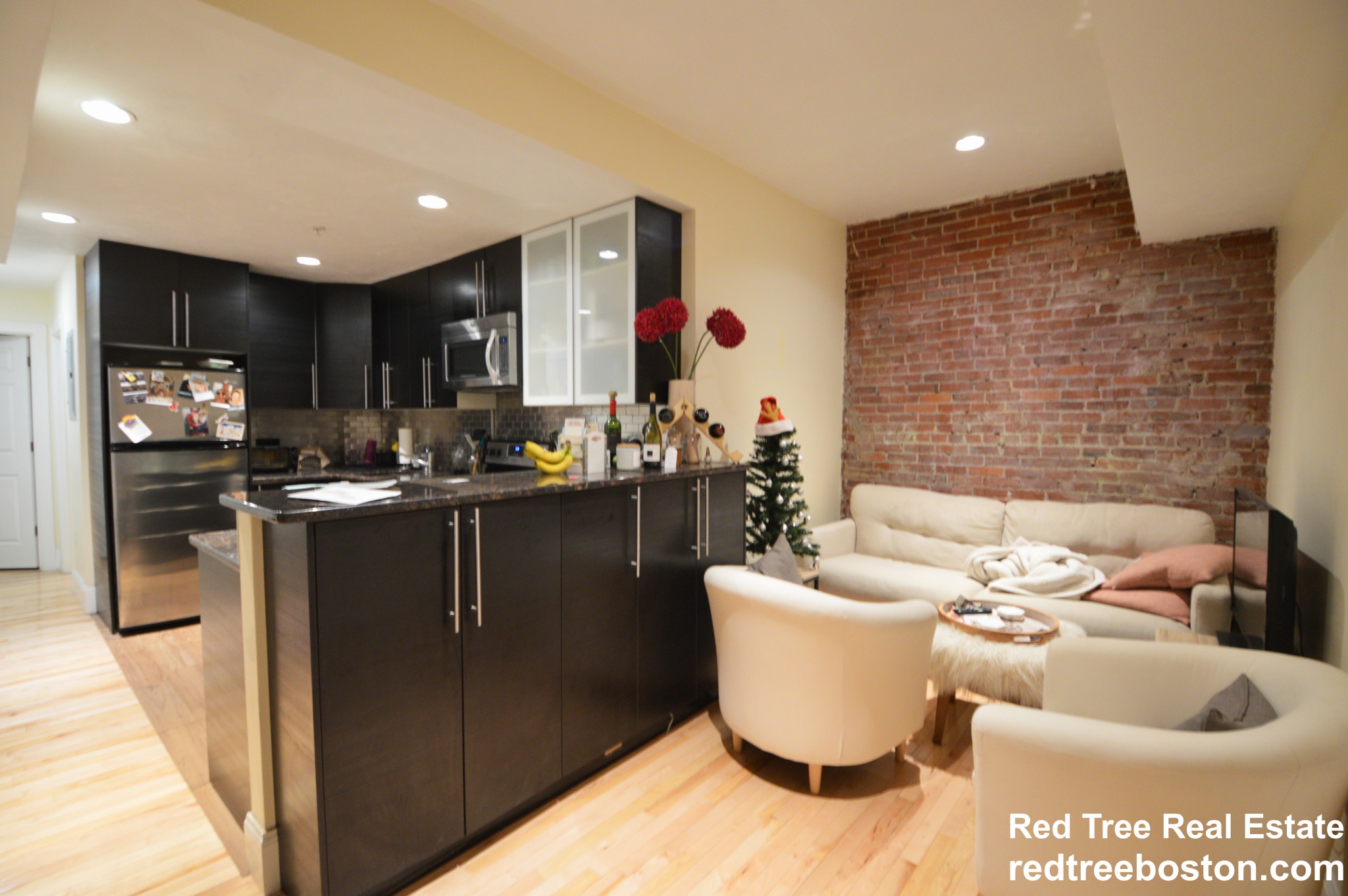 1203 Beacon St, Coolidge Corner