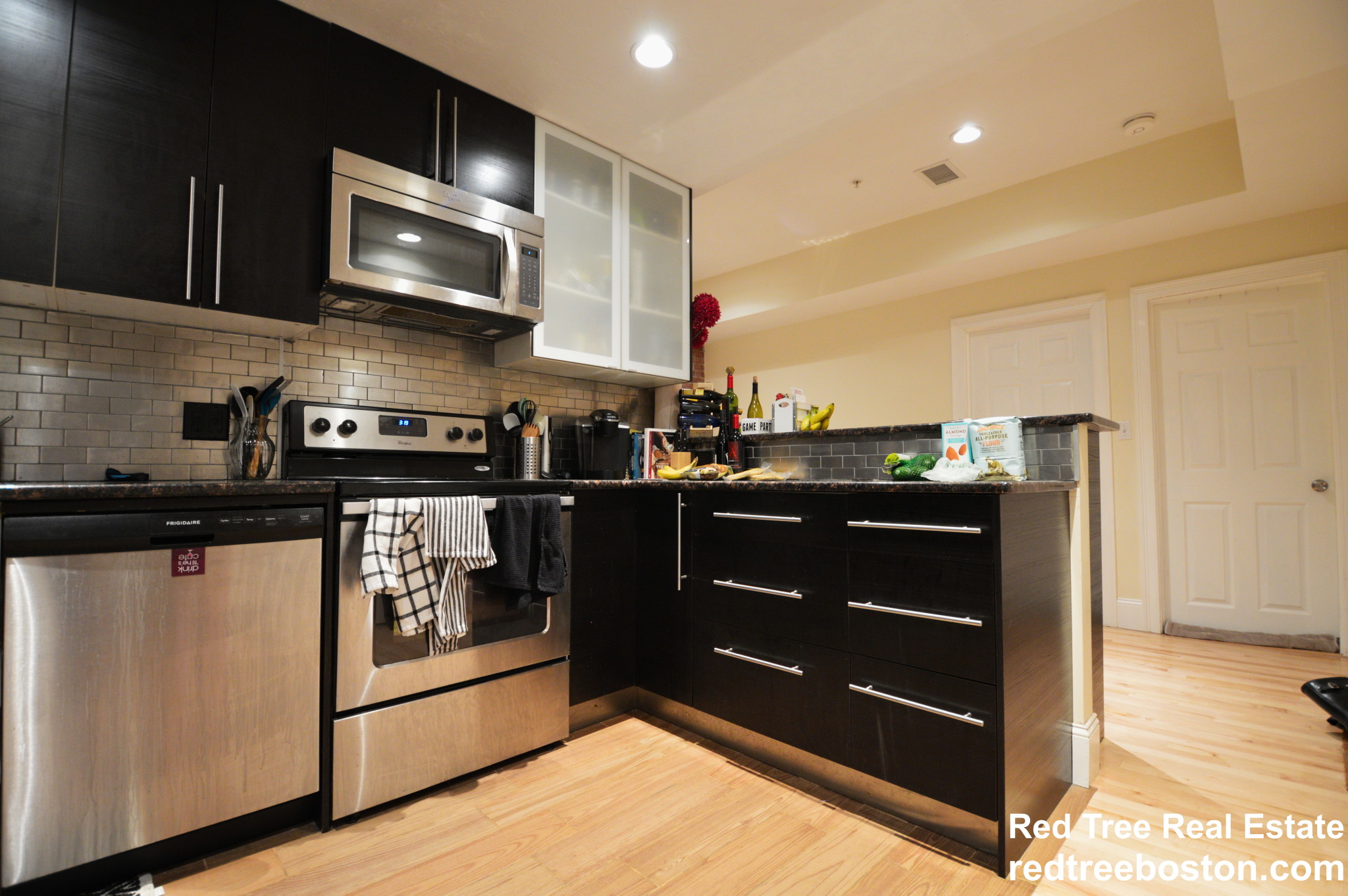 1203 Beacon St, Coolidge Corner