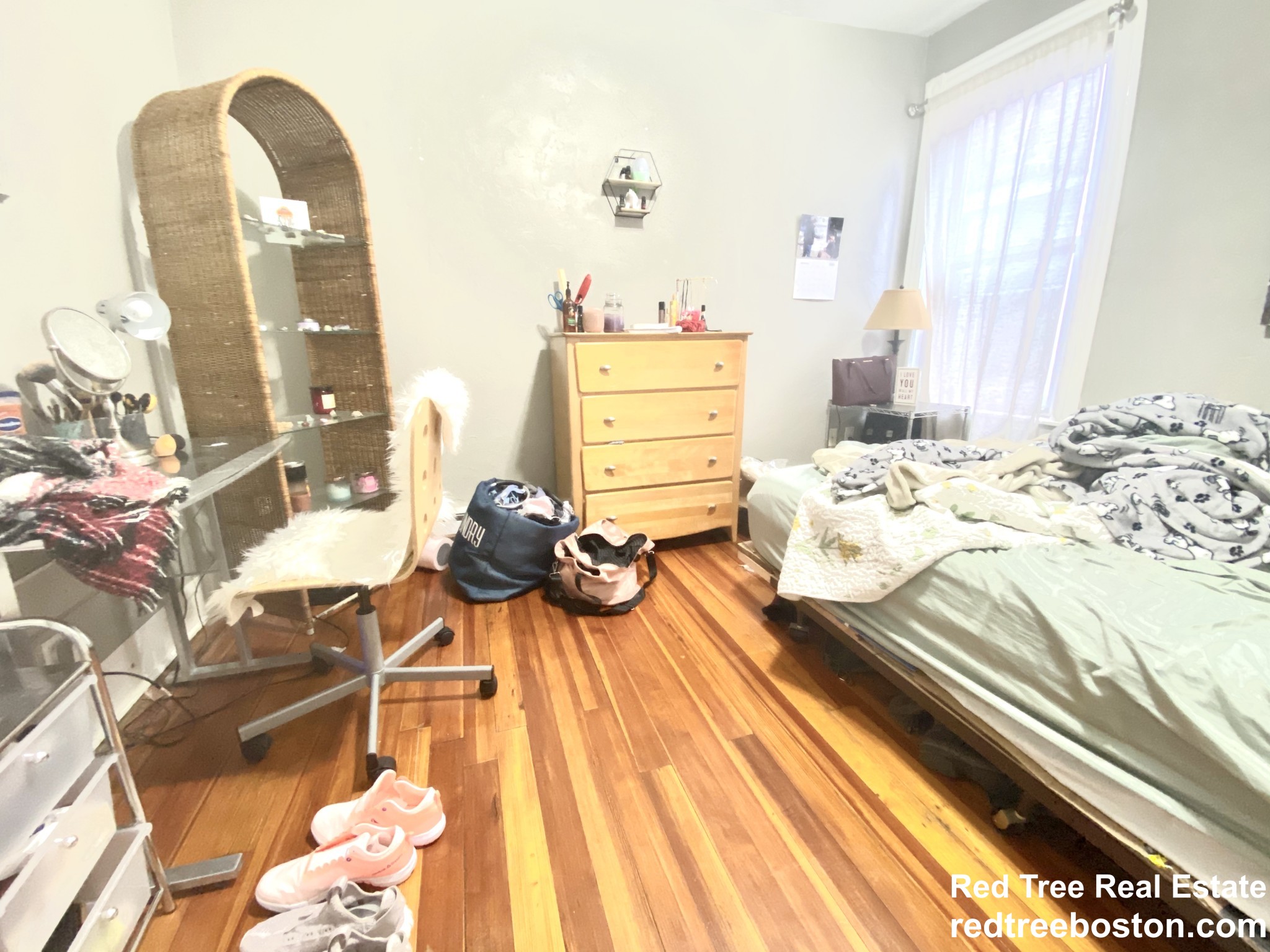 4 bed, 1 bath apartment for rent at 143 Cottage St Unit 3, East Boston — photo 16 of 20