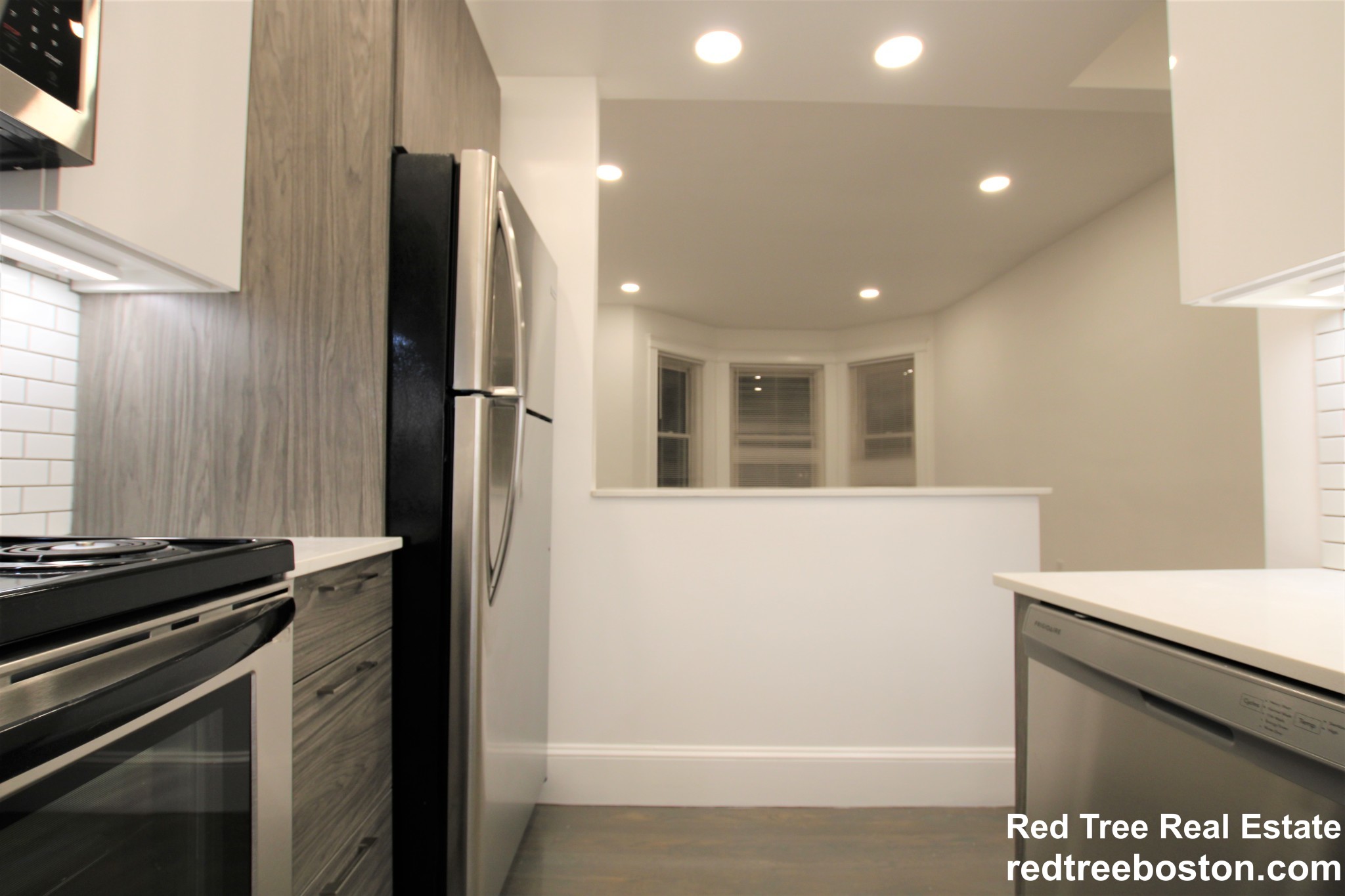 102 Queensberry St, Fenway