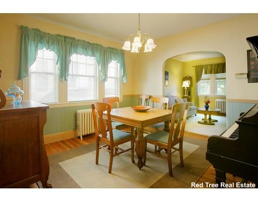 62 Jamaica Rd, Brookline Village