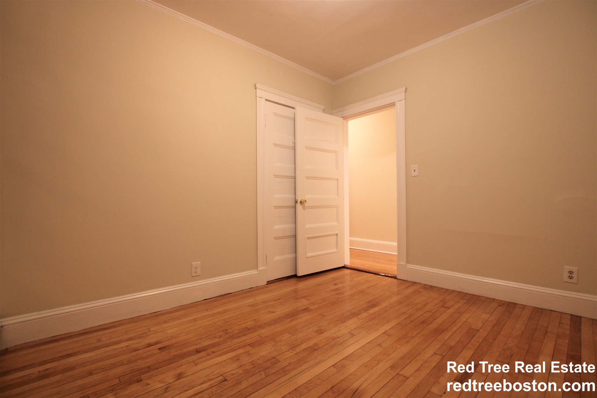 9 Upland Rd, Porter Square