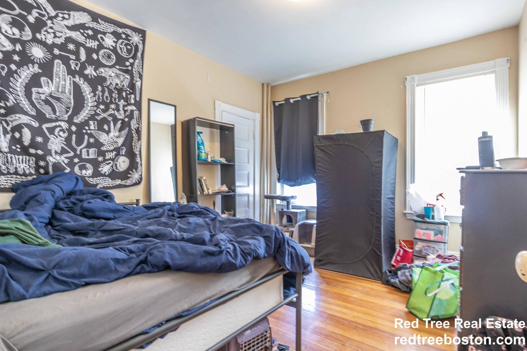 3 bed, 1.5 bath apartment for rent at 90 Fisher Ave Unit 1, Mission Hill — photo 5 of 8