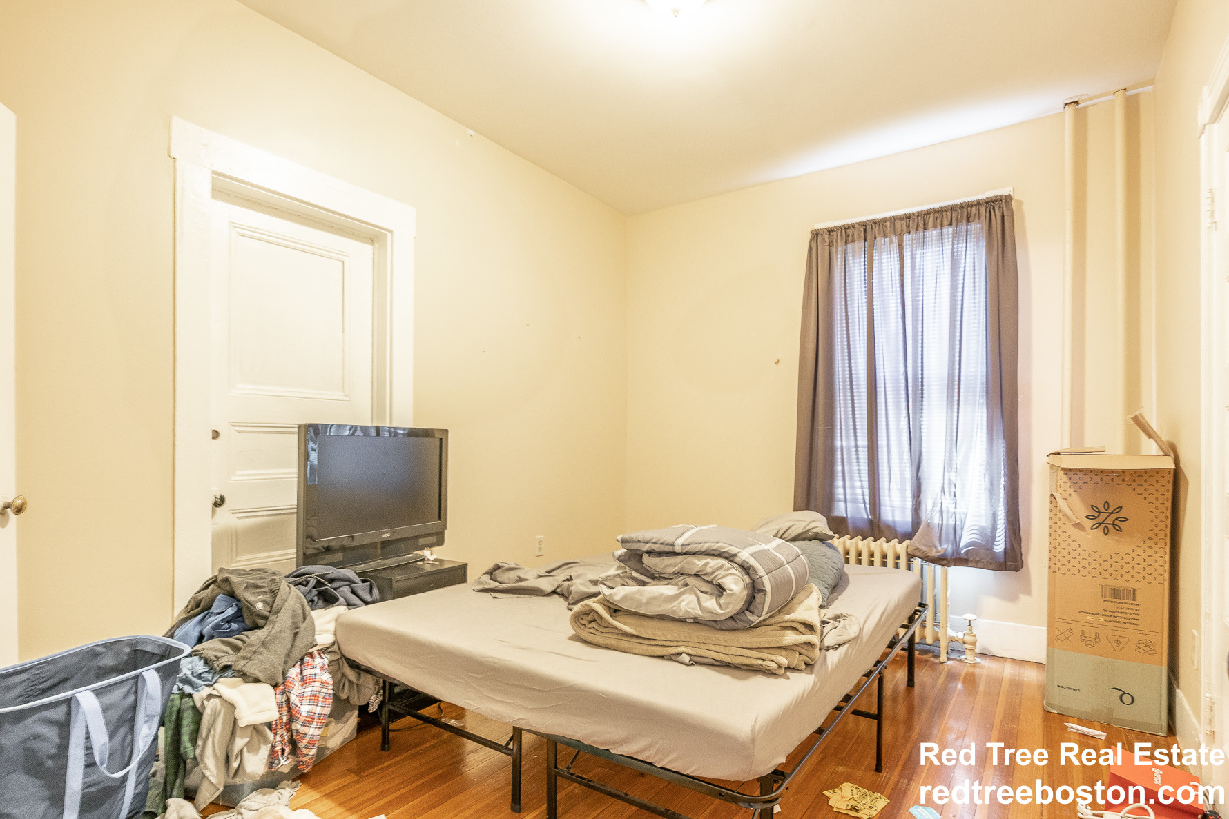 3 bed, 1.5 bath apartment for rent at 90 Fisher Ave Unit 1, Mission Hill — photo 7 of 8