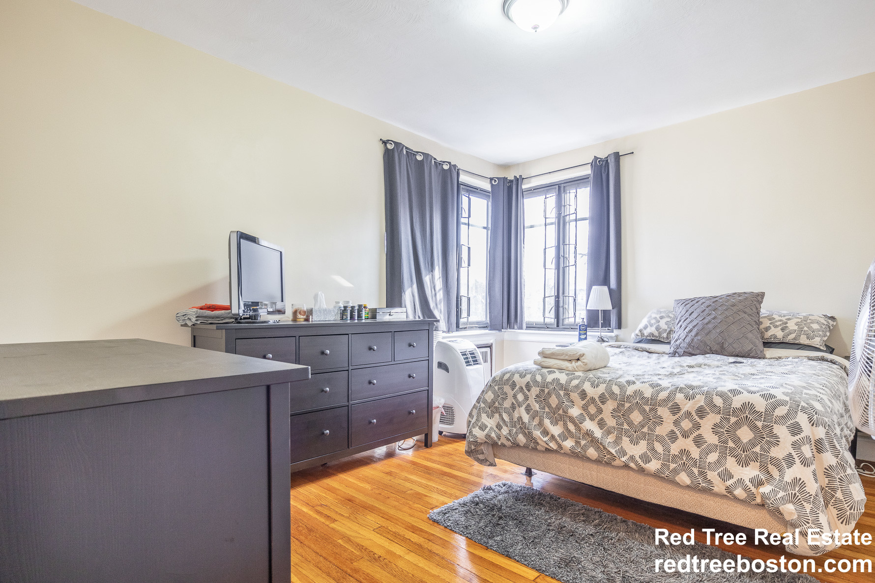 65 Strathmore Rd, Brighton