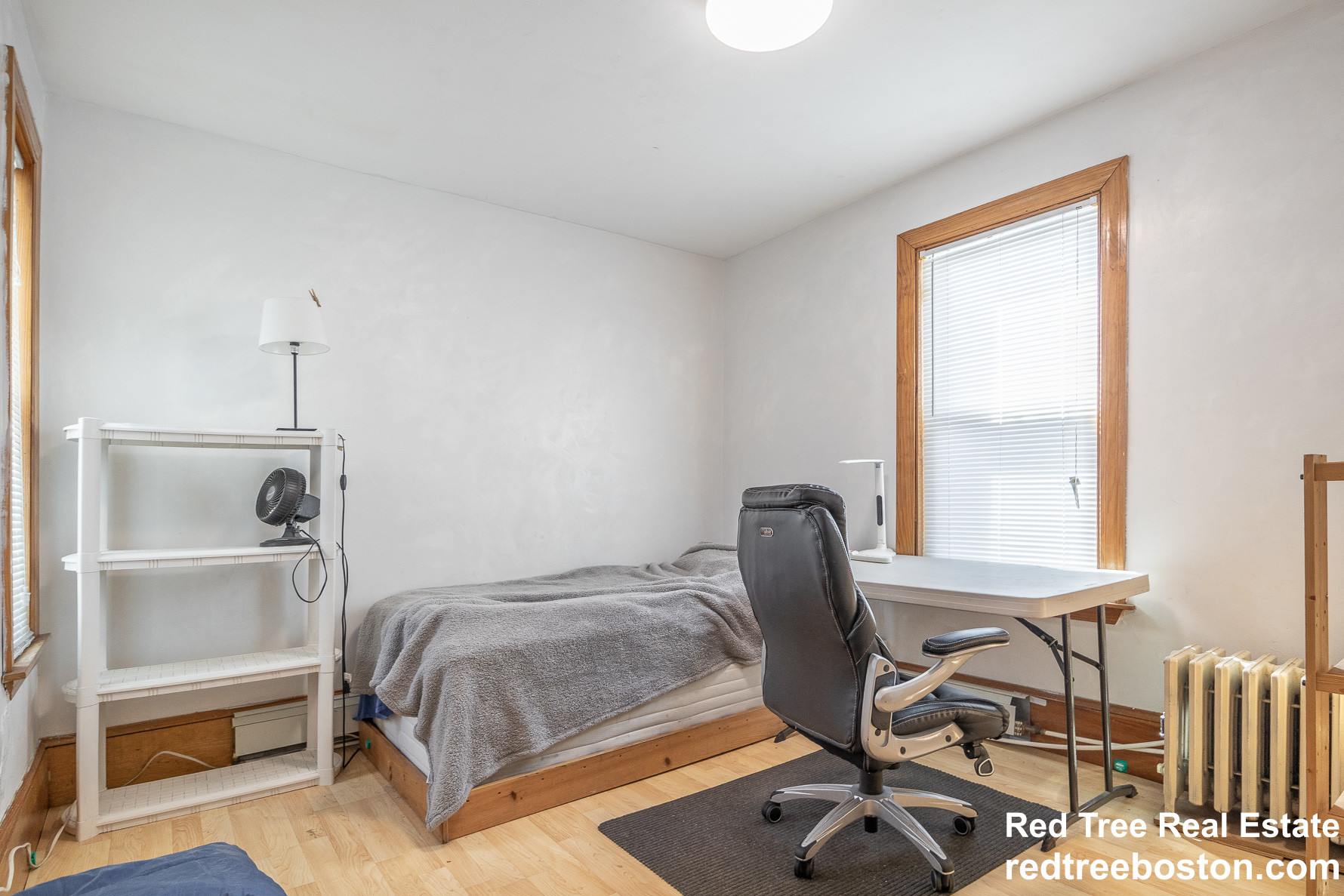 3 bed, 1 bath apartment for rent at 6 Smythe St Unit 3, Brookline Village — photo 3 of 11