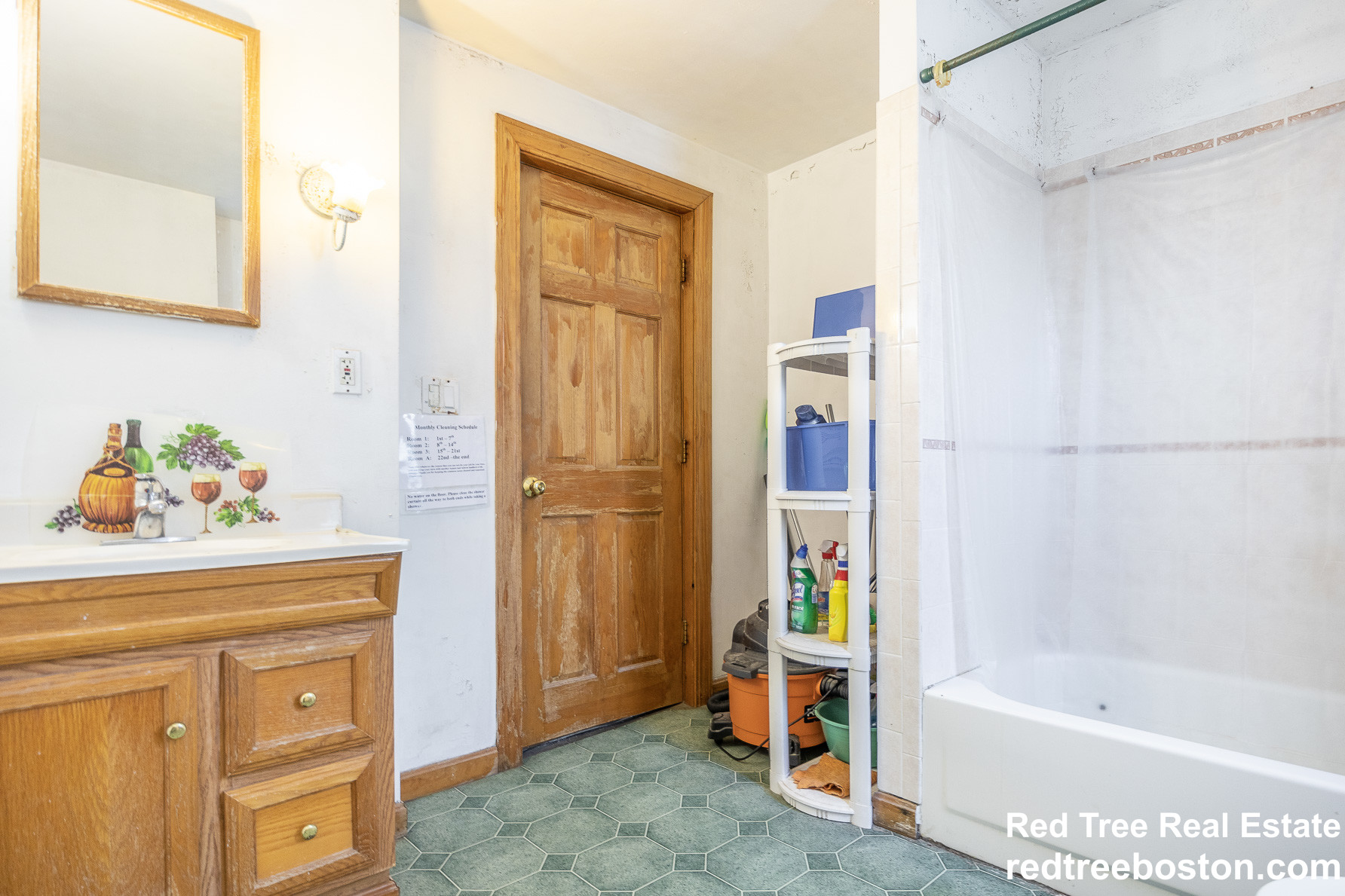 3 bed, 1 bath apartment for rent at 6 Smythe St Unit 3, Brookline Village — photo 6 of 11