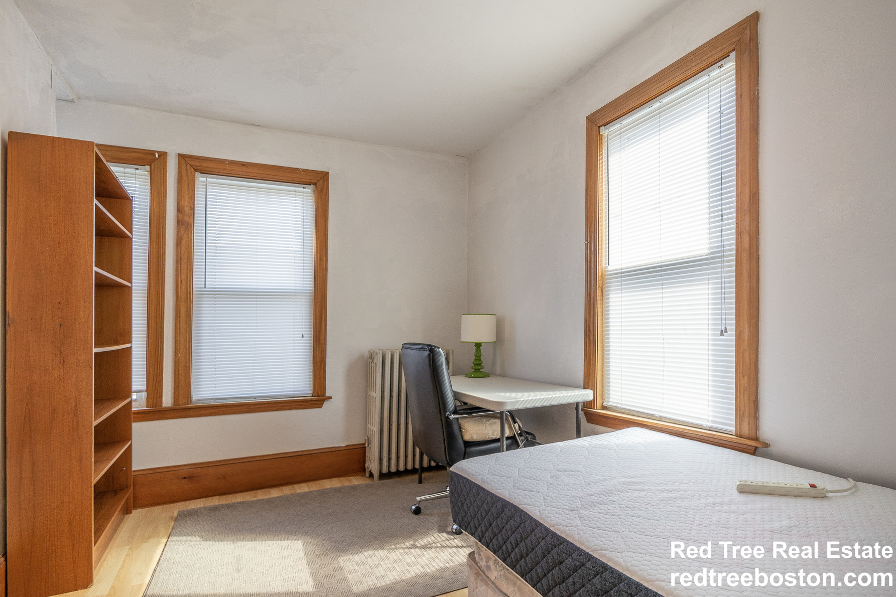 3 bed, 1 bath apartment for rent at 6 Smythe St Unit 3, Brookline Village — photo 7 of 11