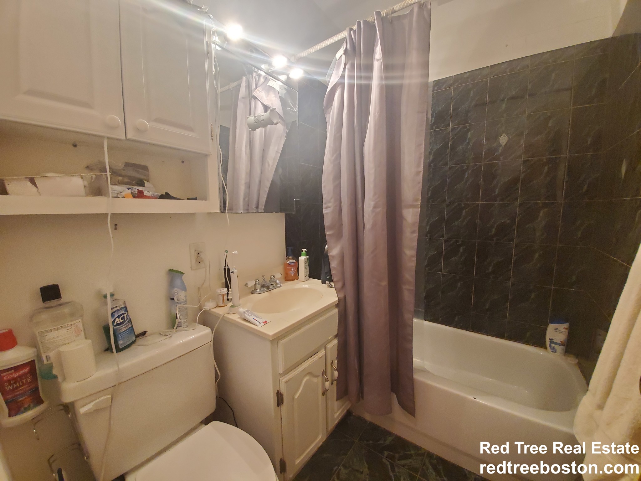 2 bed, 1 bath apartment for rent at 60.5 Sacramento St Unit 2, Porter Square — photo 4 of 8